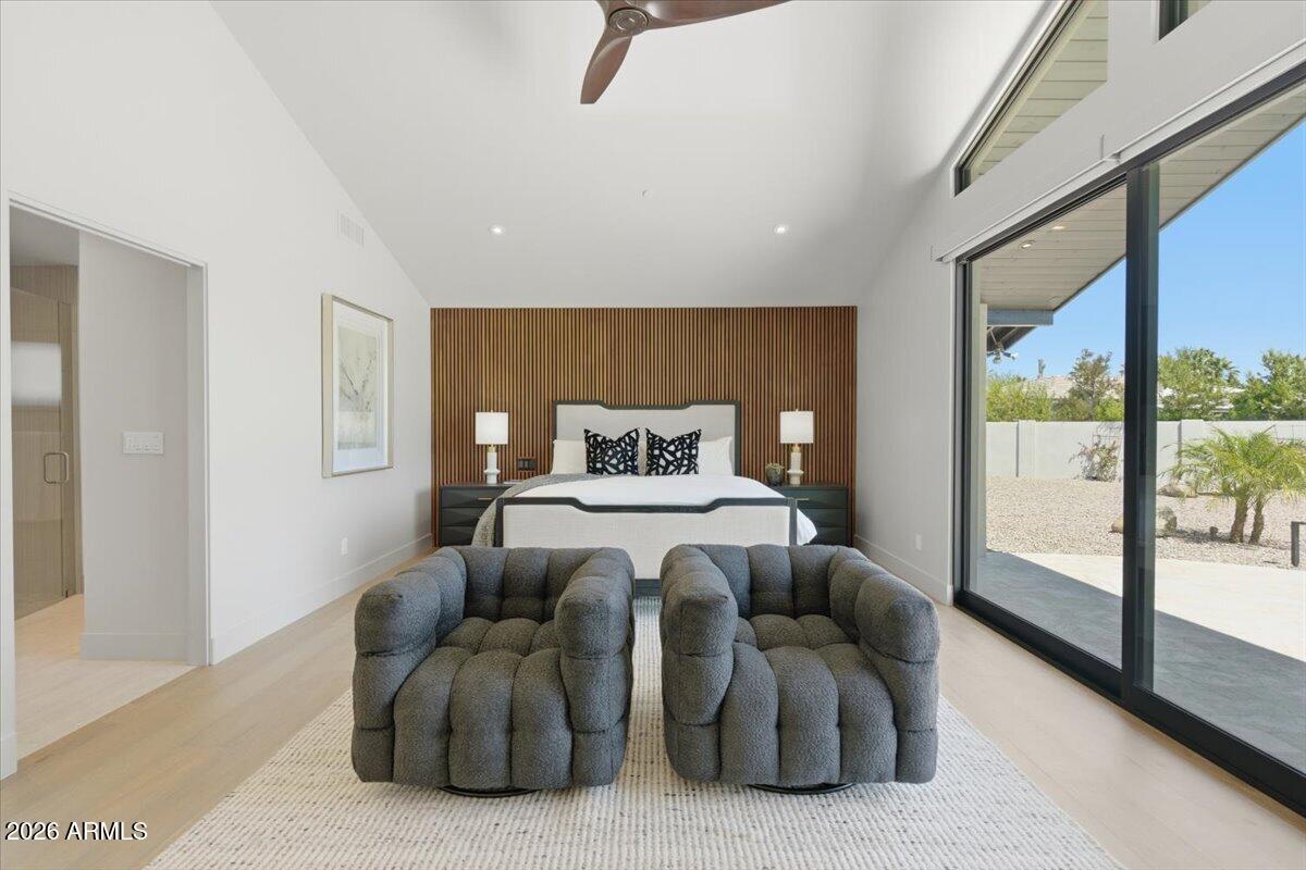CASA BUENA - Residential