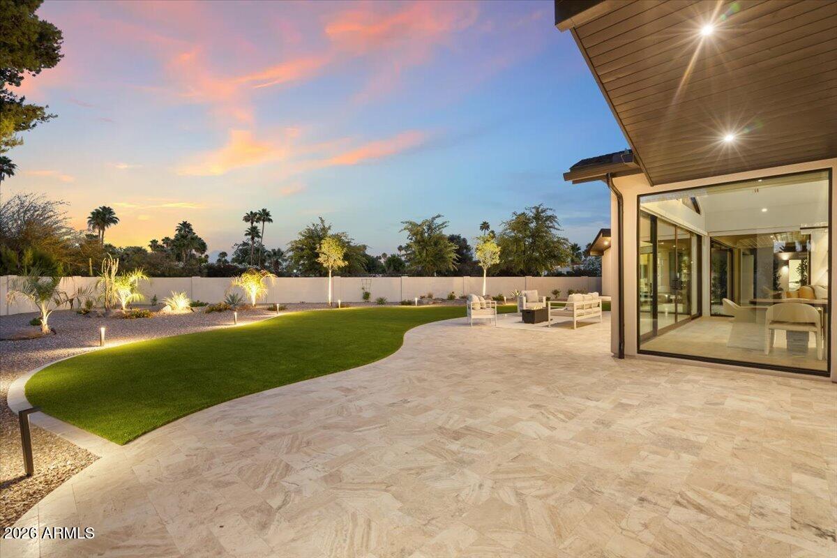 CASA BUENA - Residential