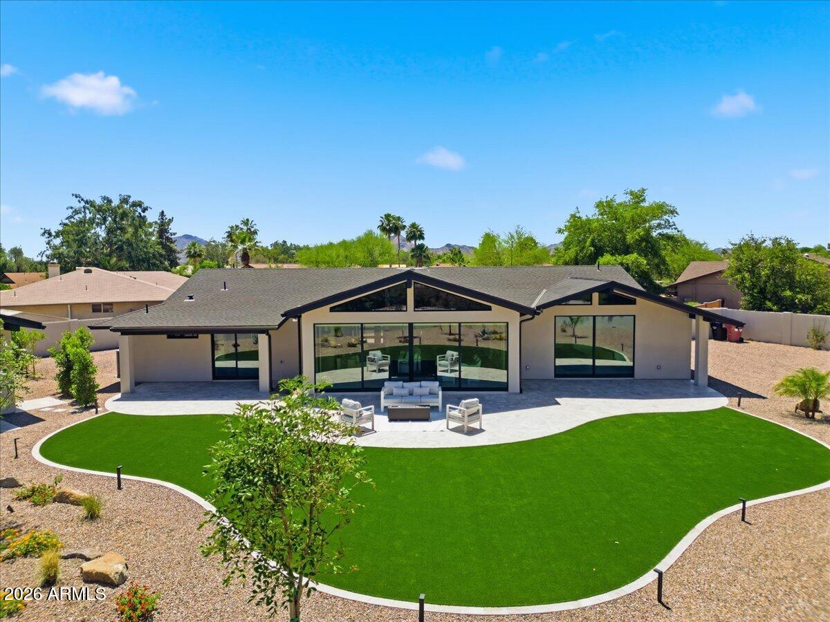 CASA BUENA - Residential