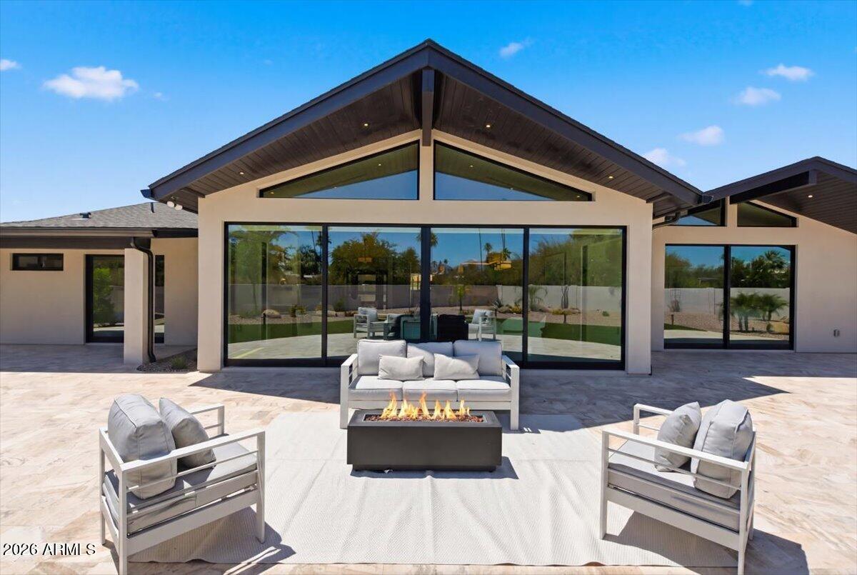CASA BUENA - Residential