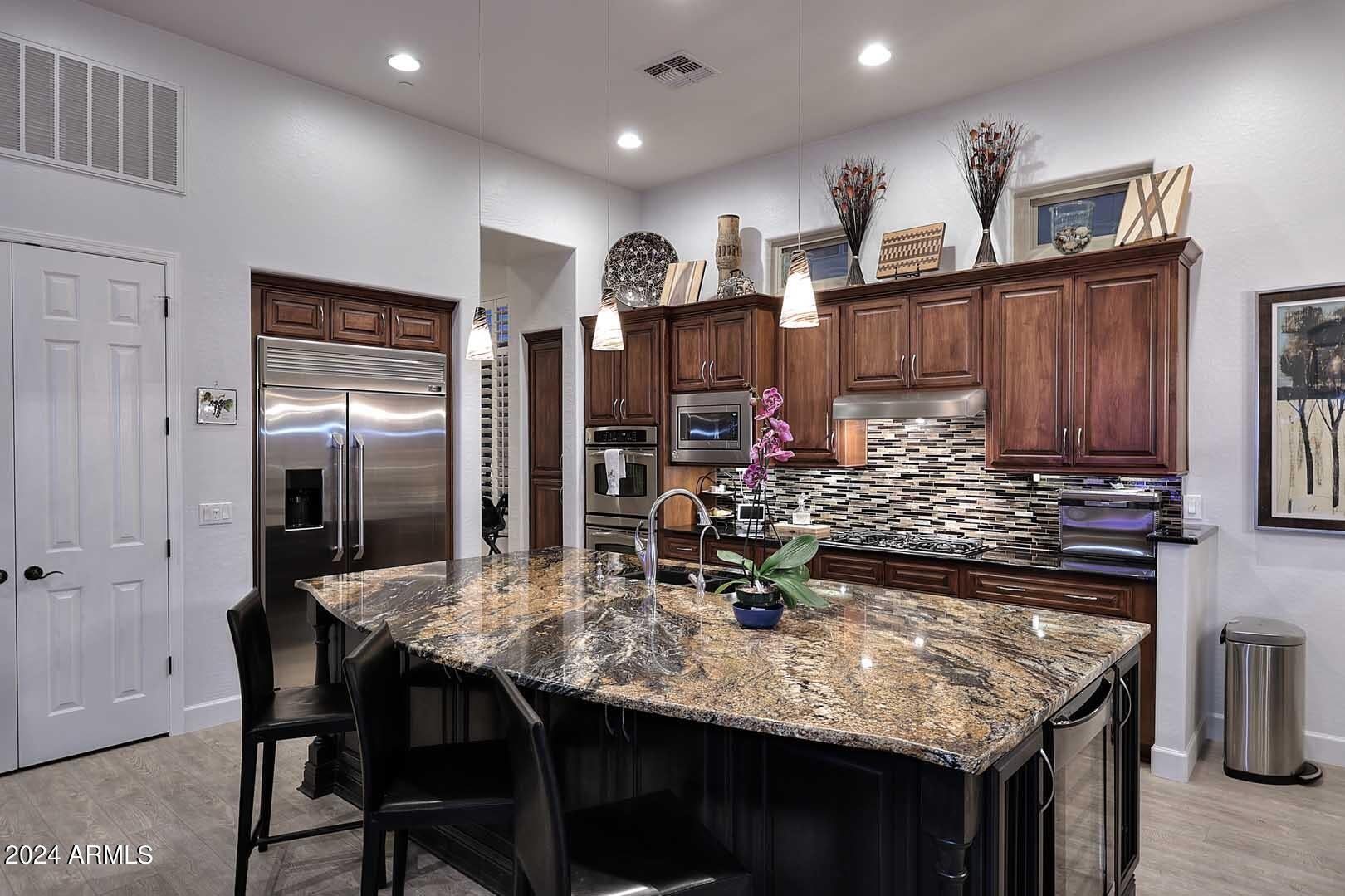 AVIANO DESERT RIDGE - Residential