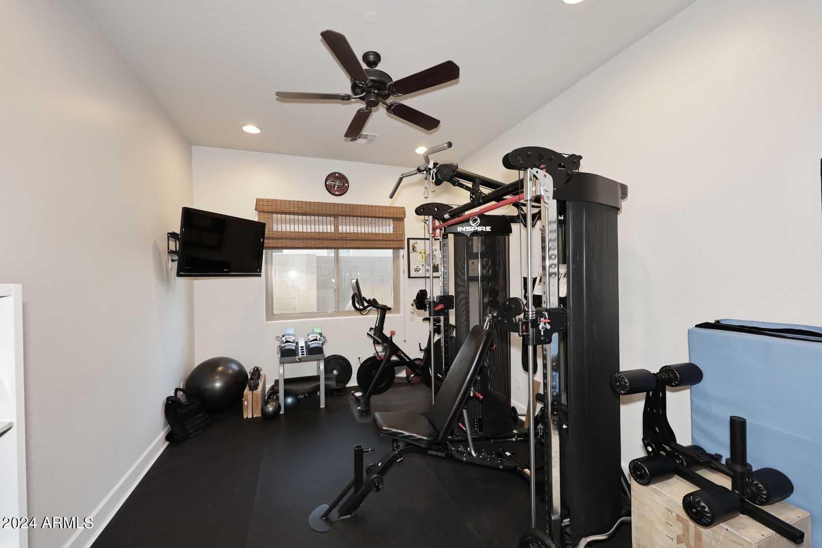 AVIANO DESERT RIDGE - Residential