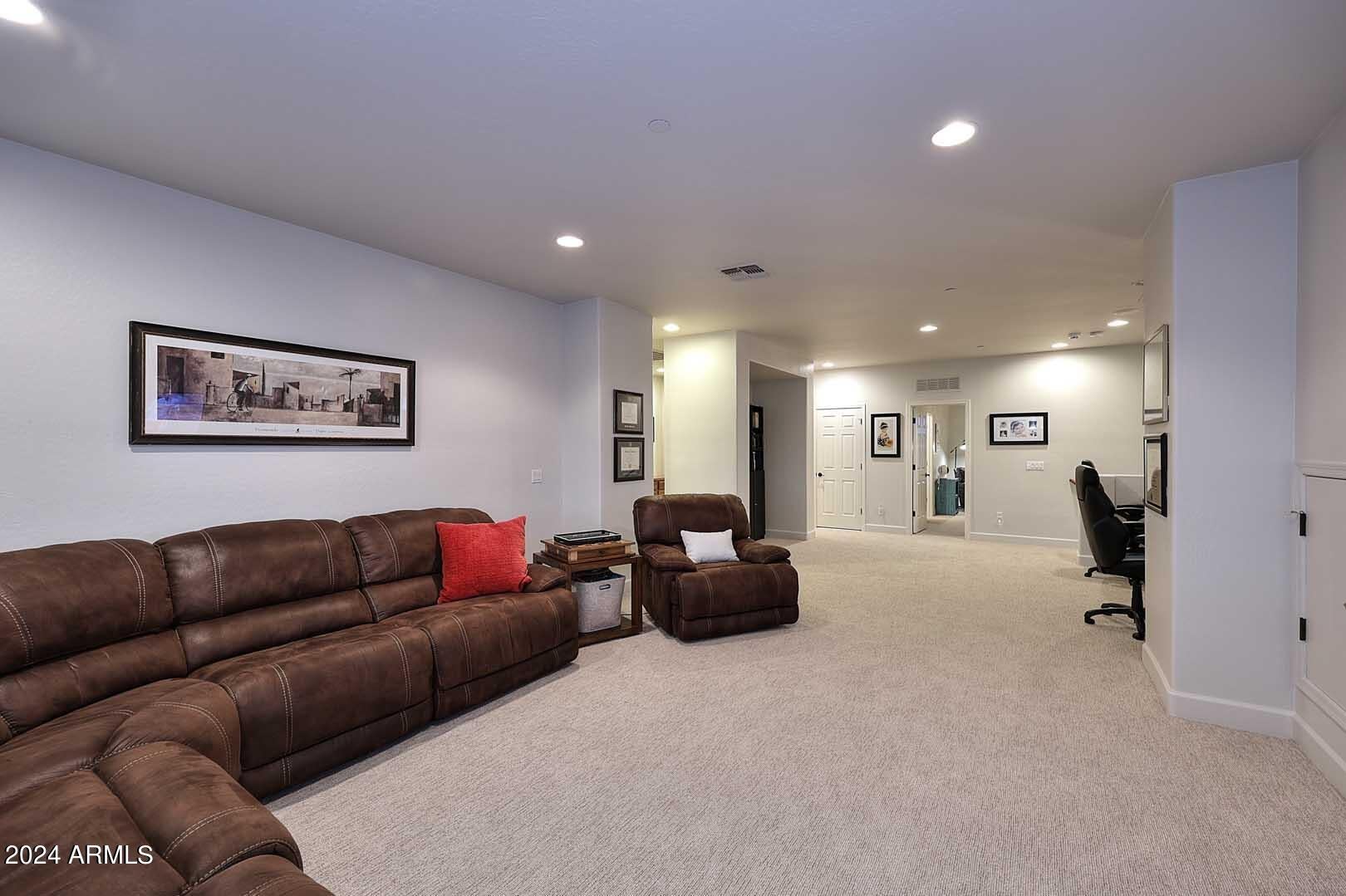 AVIANO DESERT RIDGE - Residential