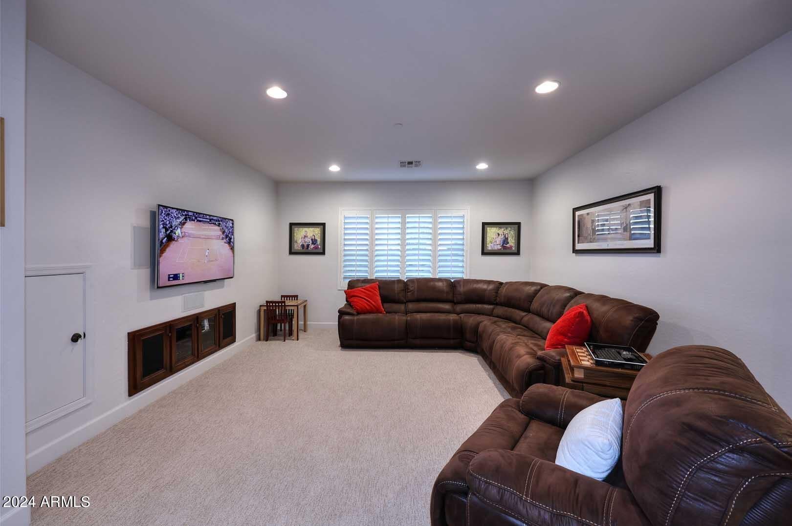 AVIANO DESERT RIDGE - Residential