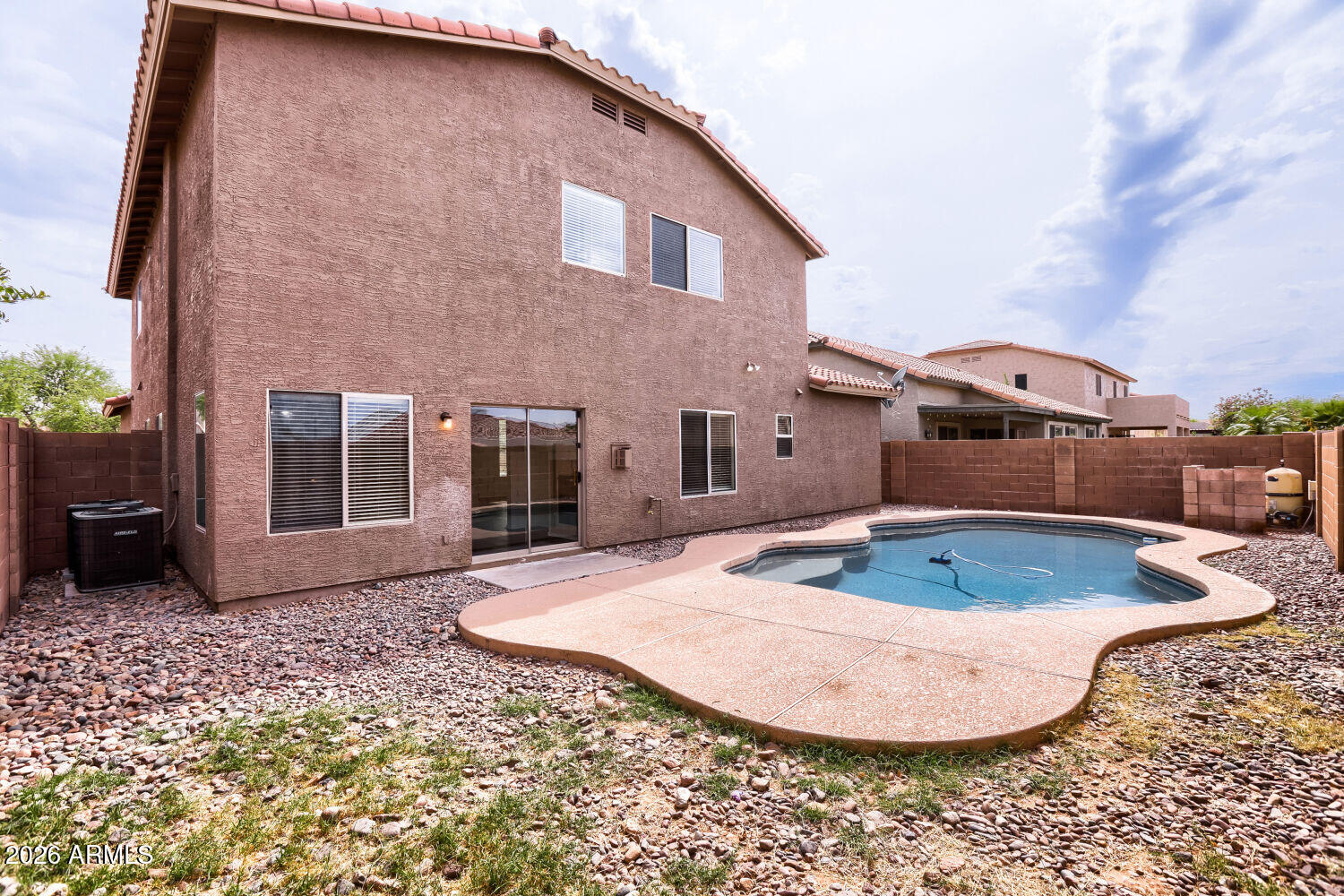 CHEATHAM FARMS WEST - Residential