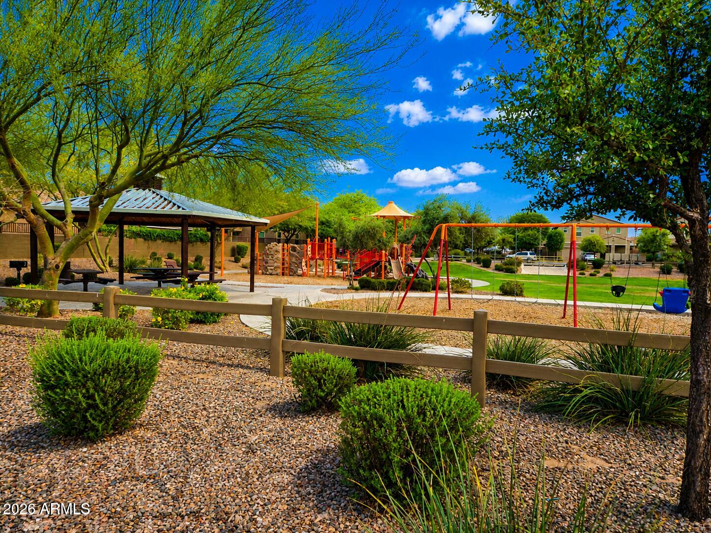 PIMA CROSSING - Residential
