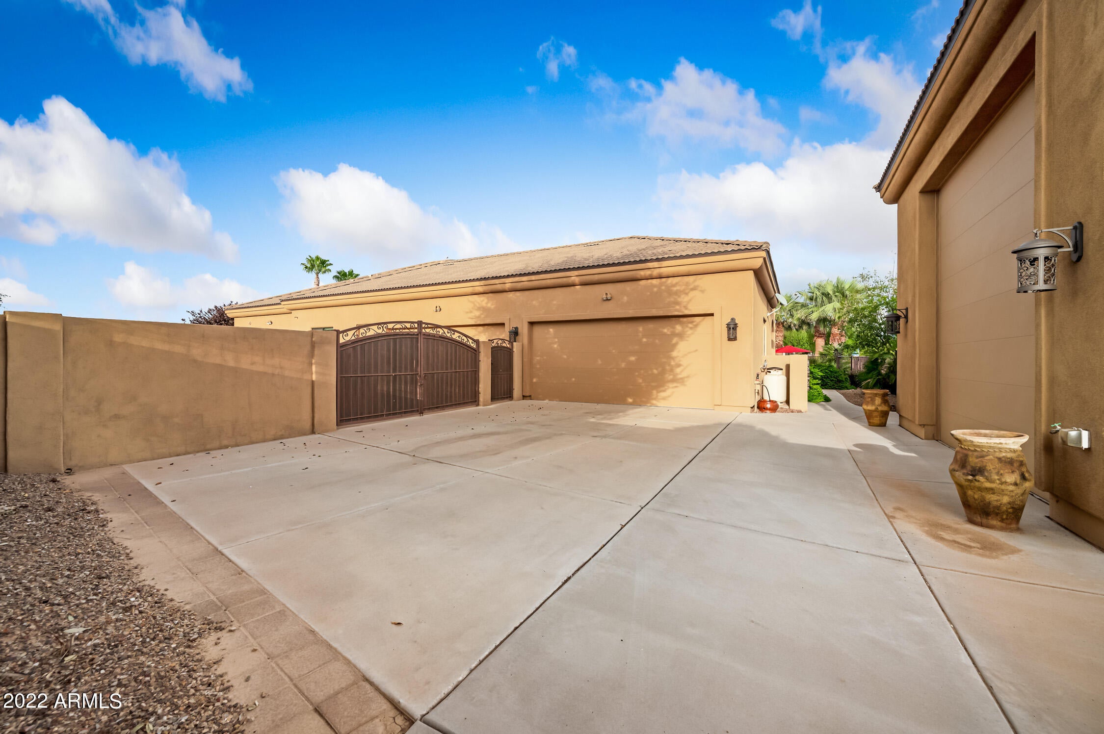 CIRCLE G AT QUEEN CREEK - Residential