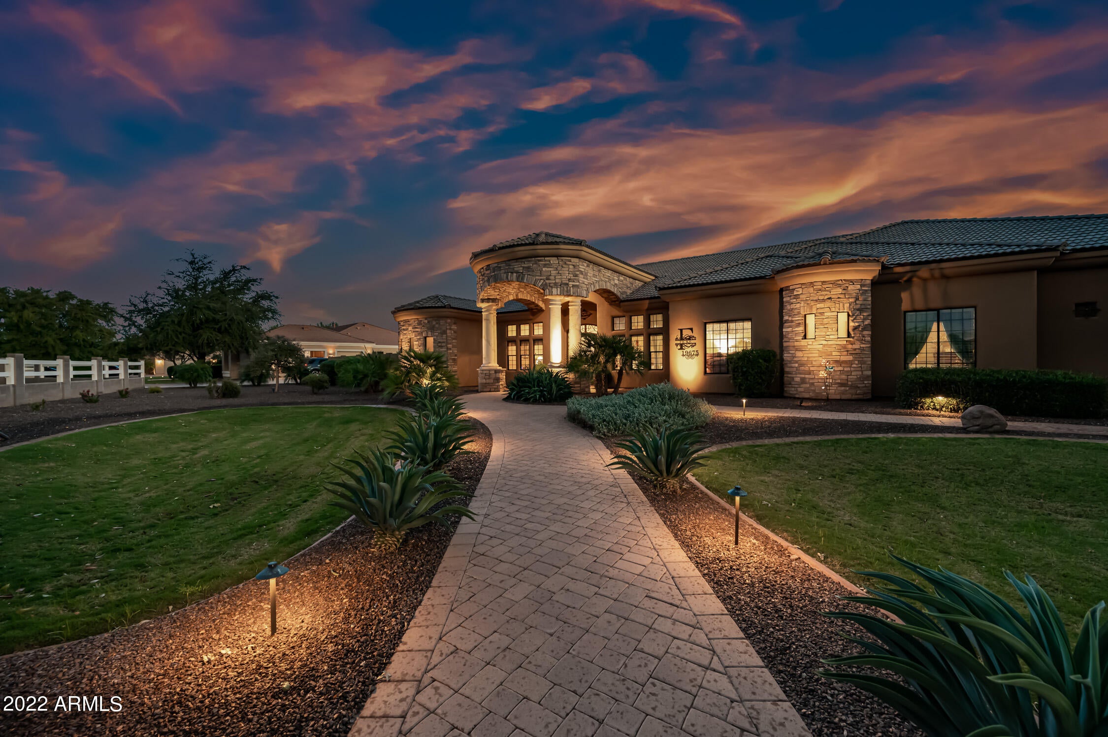 CIRCLE G AT QUEEN CREEK - Residential