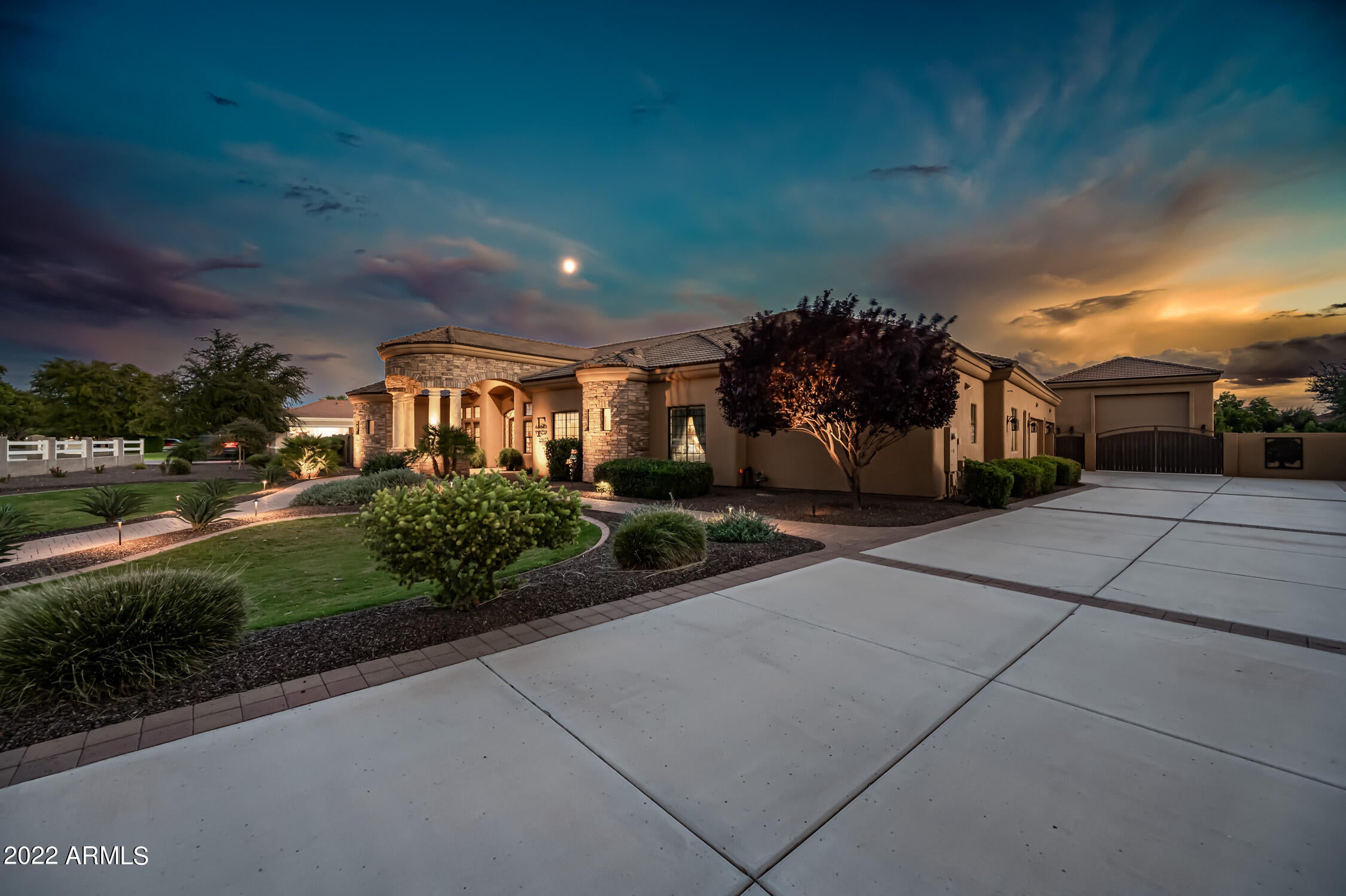 CIRCLE G AT QUEEN CREEK - Residential