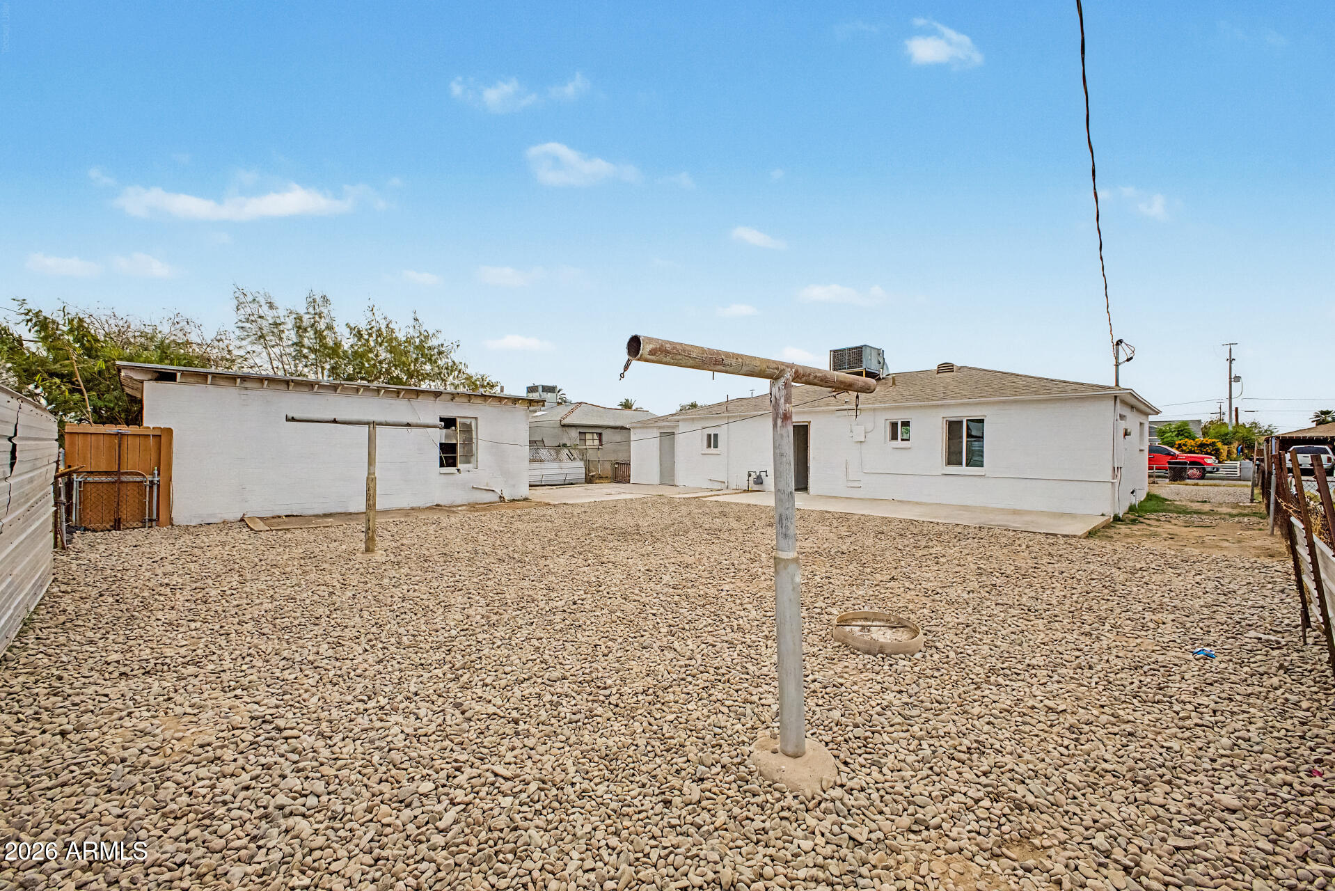 WILLOW SQUARE - Residential