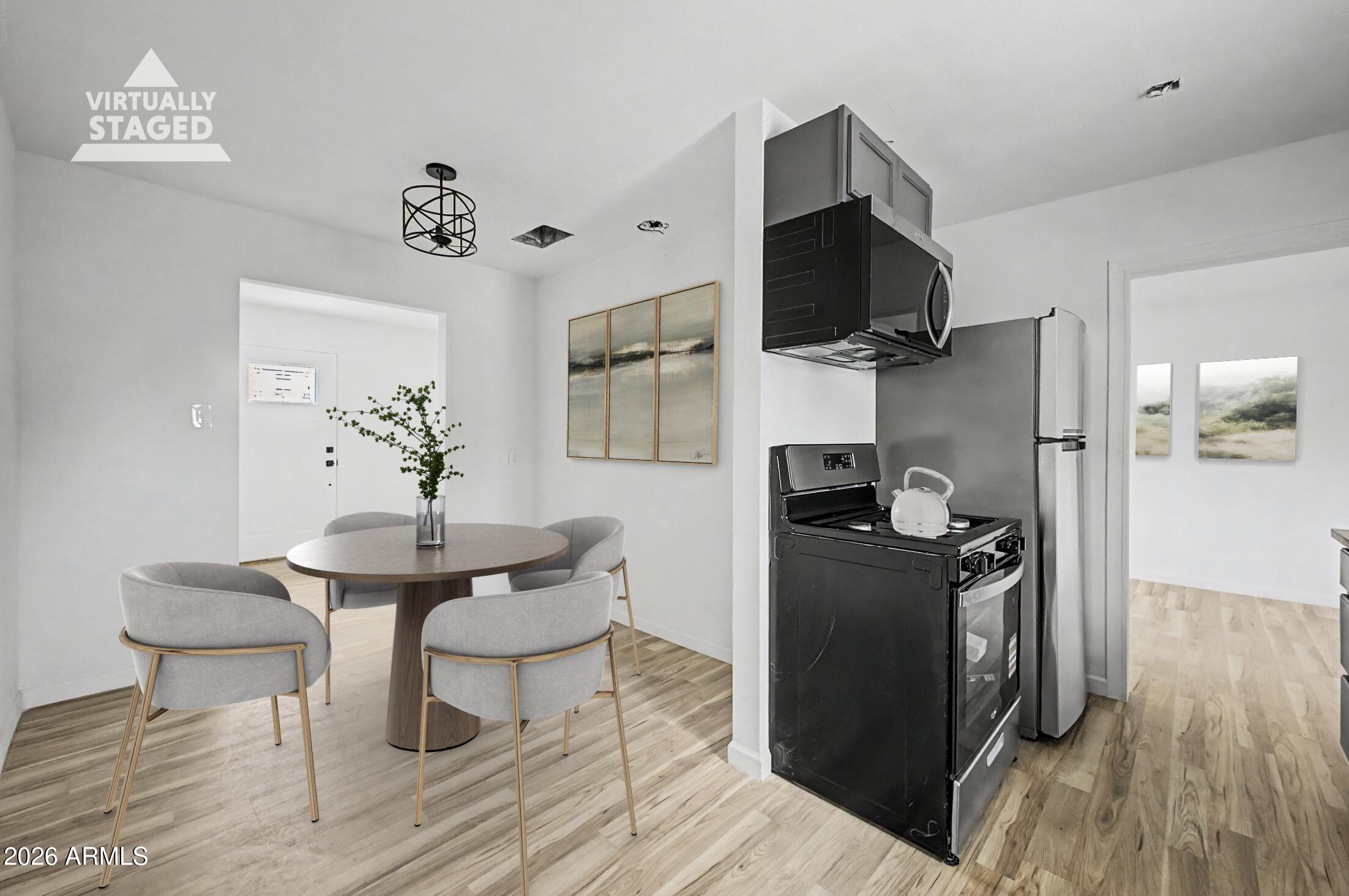 WILLOW SQUARE - Residential