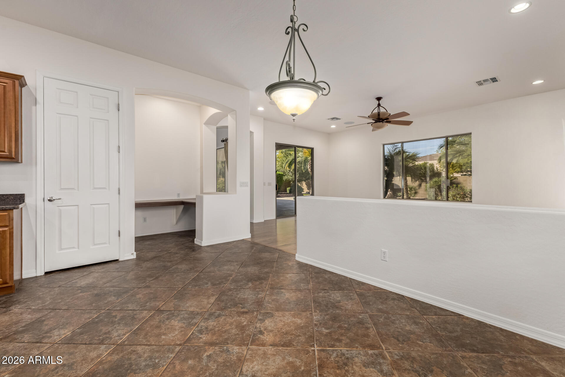 PINELAKE ESTATES - Residential
