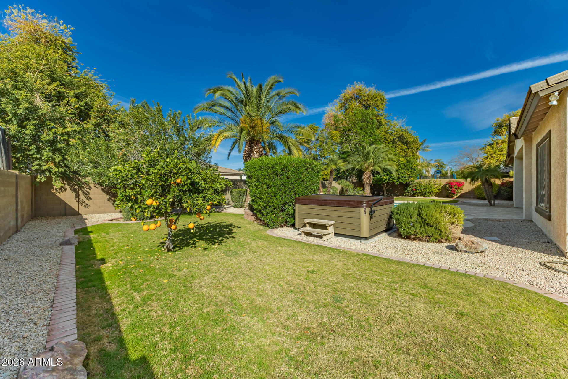 PINELAKE ESTATES - Residential