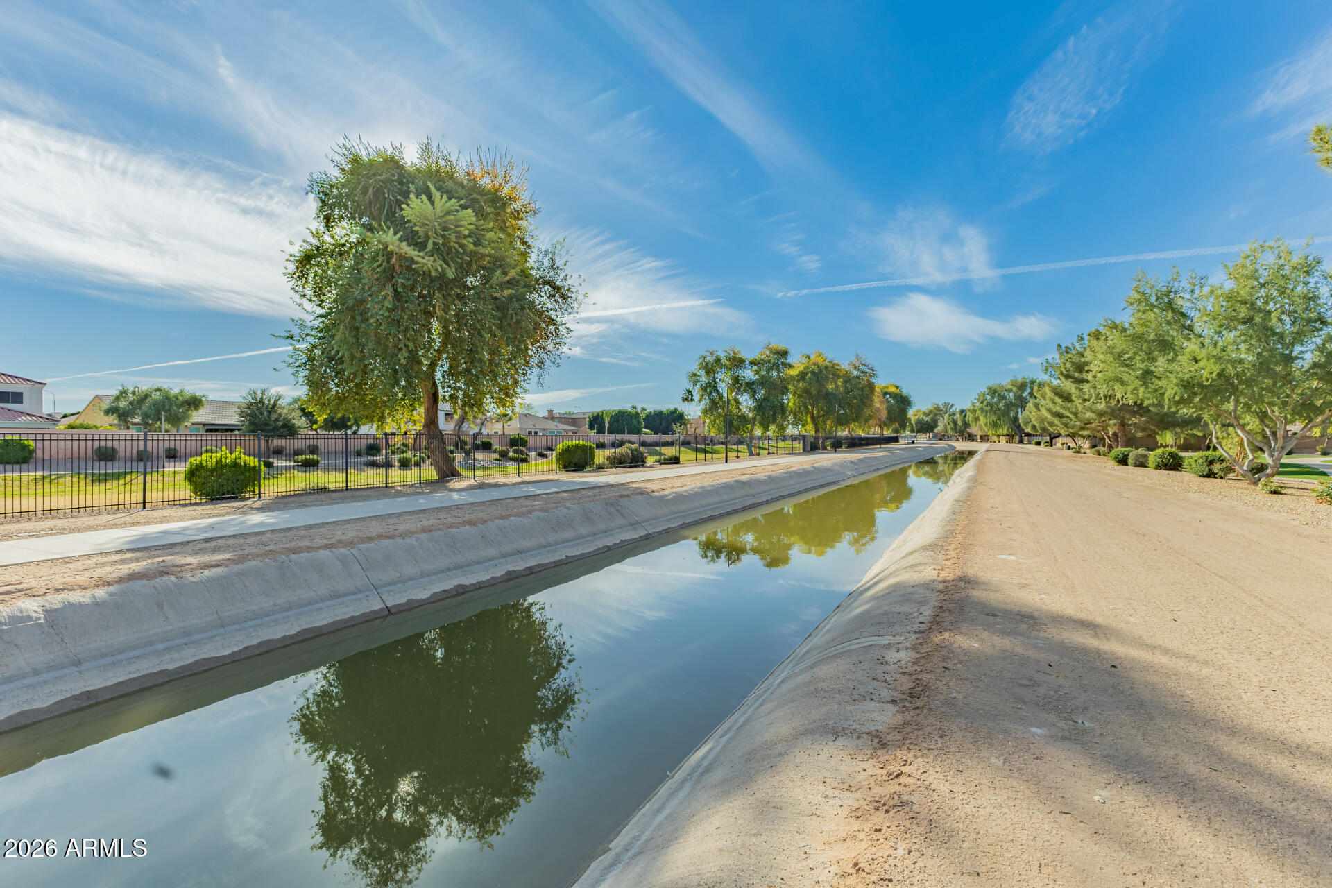 PINELAKE ESTATES - Residential