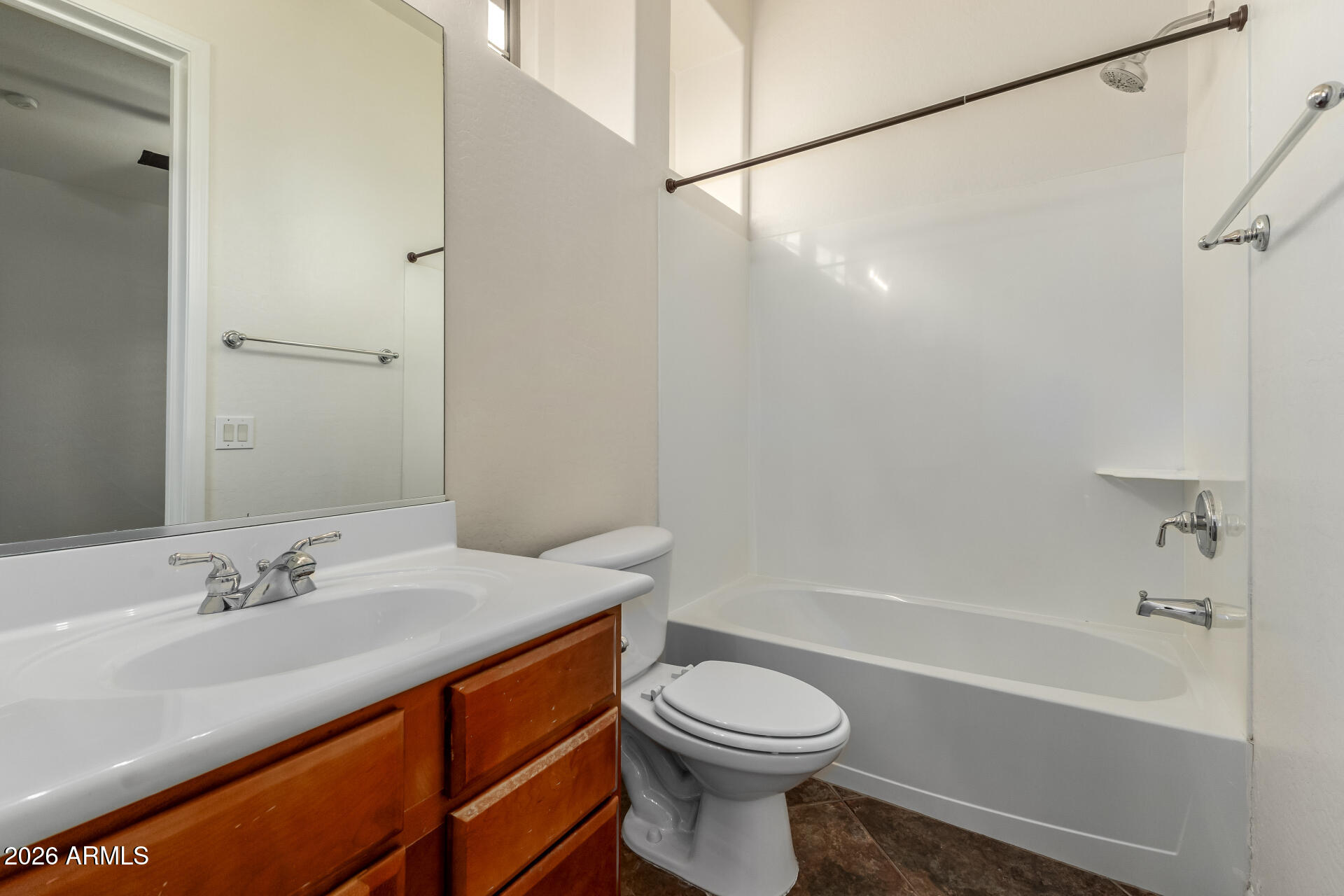 PINELAKE ESTATES - Residential