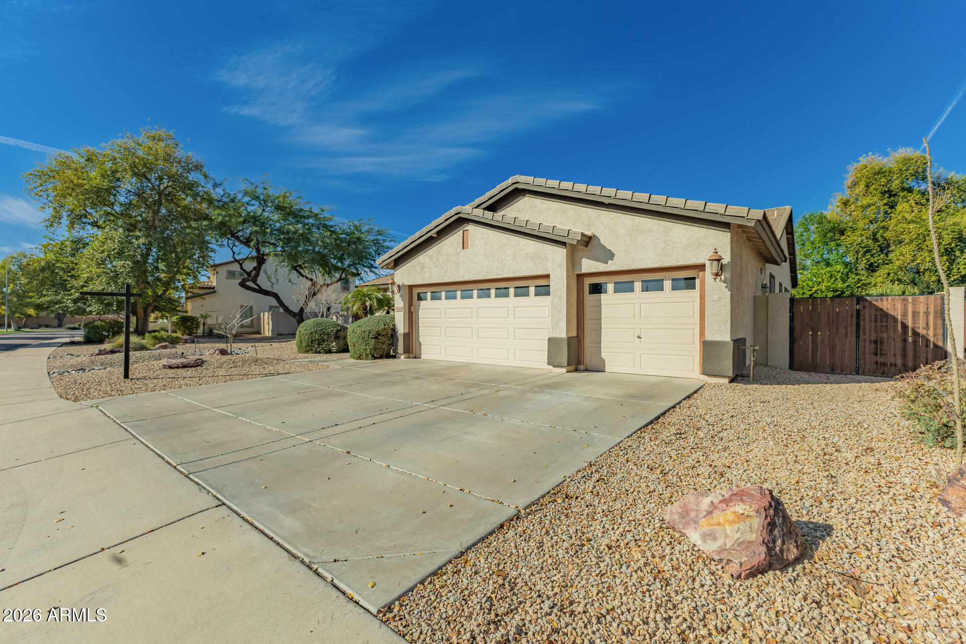 PINELAKE ESTATES - Residential