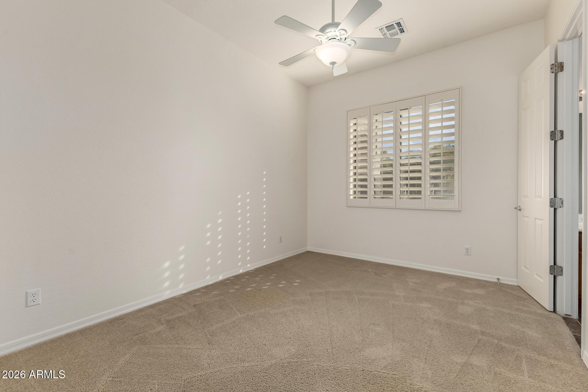 PINELAKE ESTATES - Residential