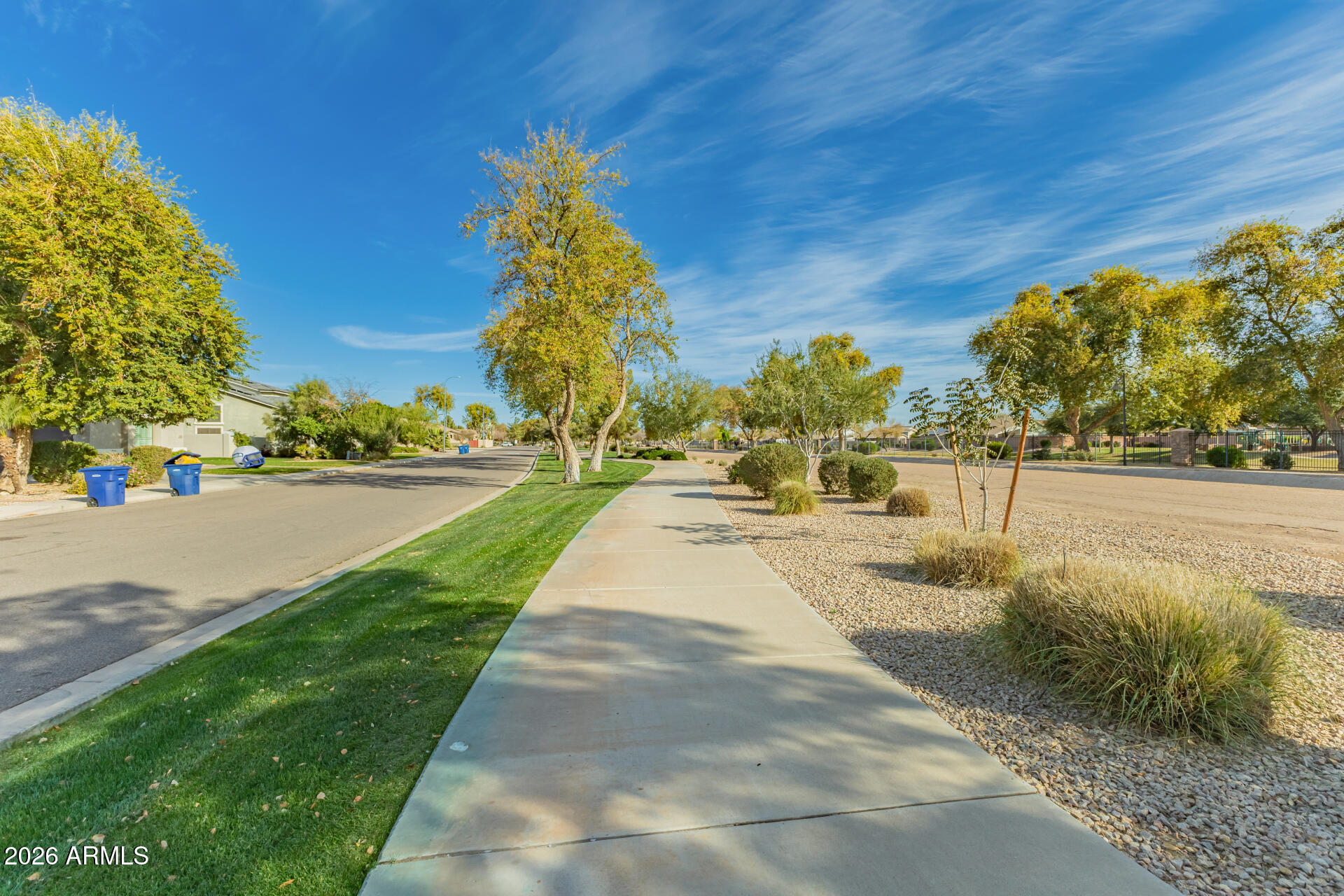 PINELAKE ESTATES - Residential