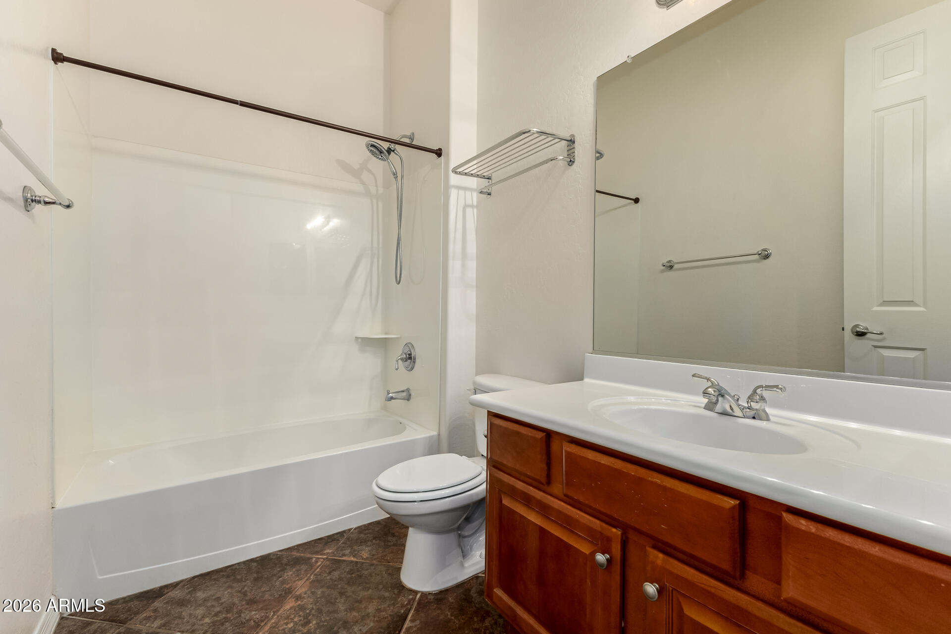 PINELAKE ESTATES - Residential