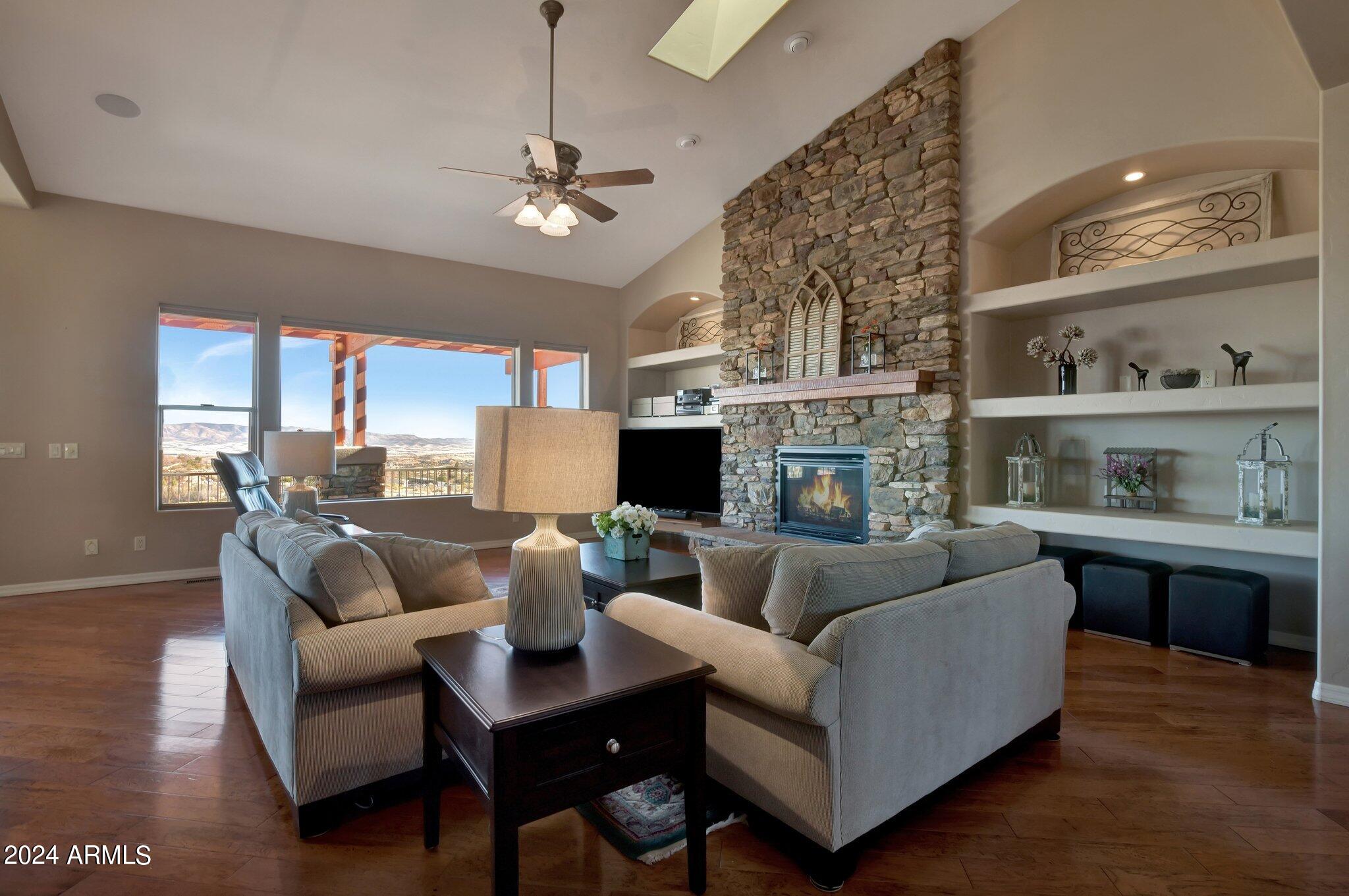 STONERIDGE 1 - Residential