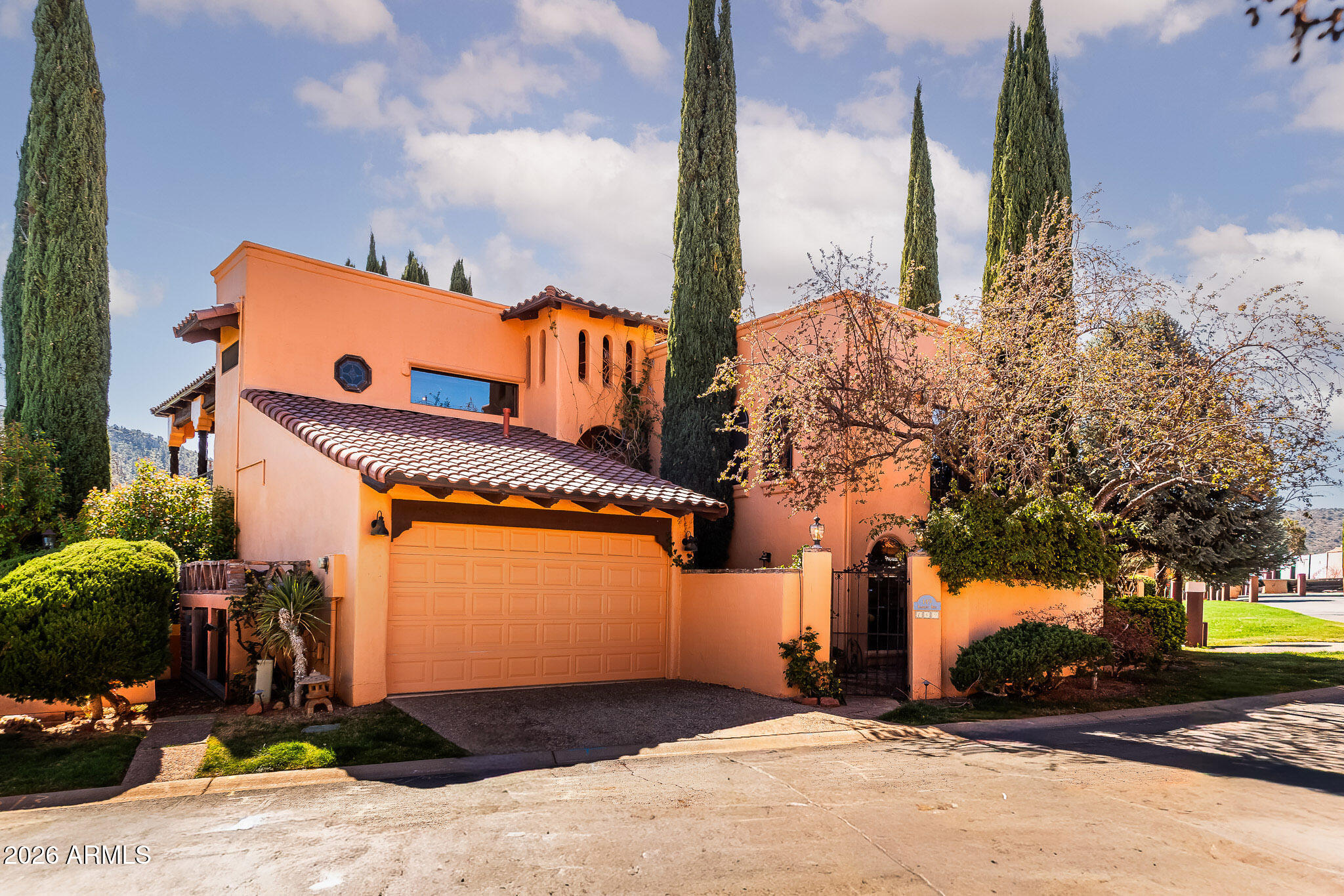 THE RIDGE AT SEDONA UNIT 1 AMD - Residential