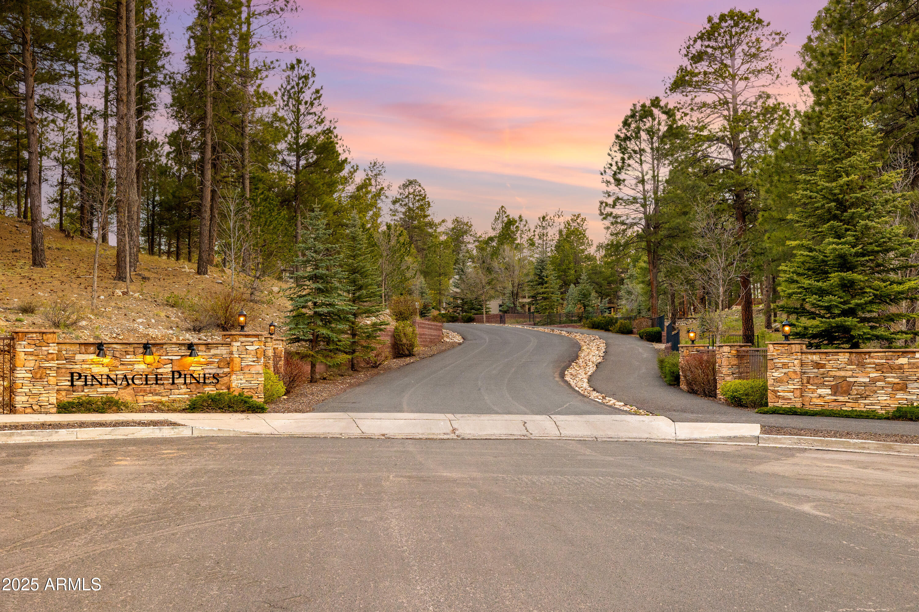 PINNACLE PINES UNIT 1 - Residential