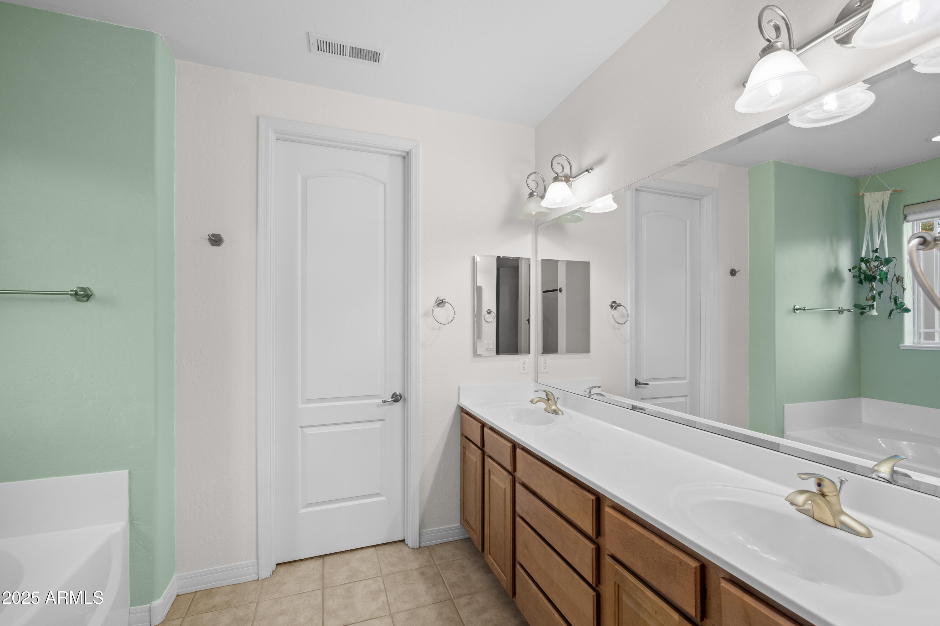PINNACLE PINES UNIT 1 - Residential
