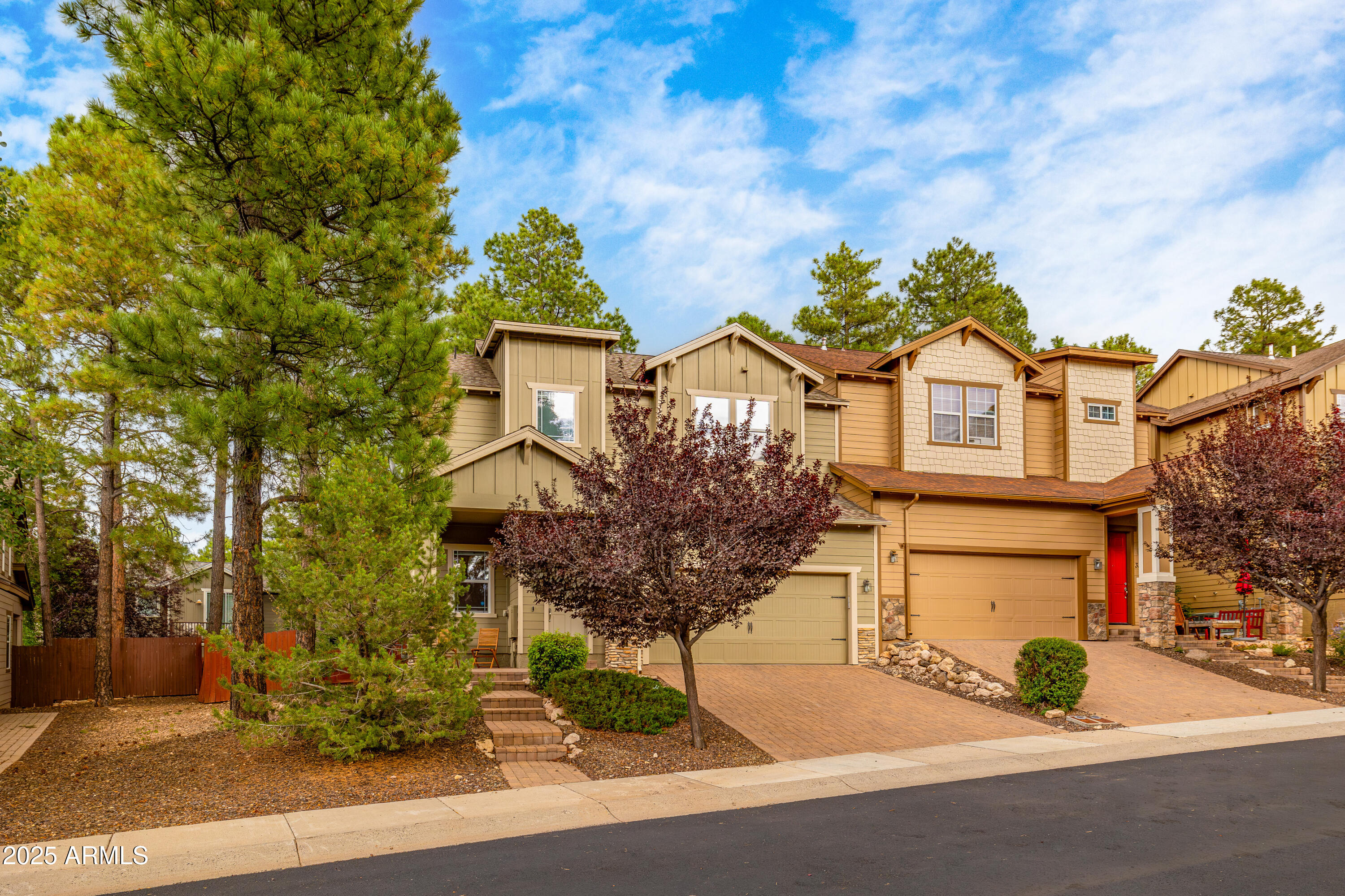PINNACLE PINES UNIT 1 - Residential