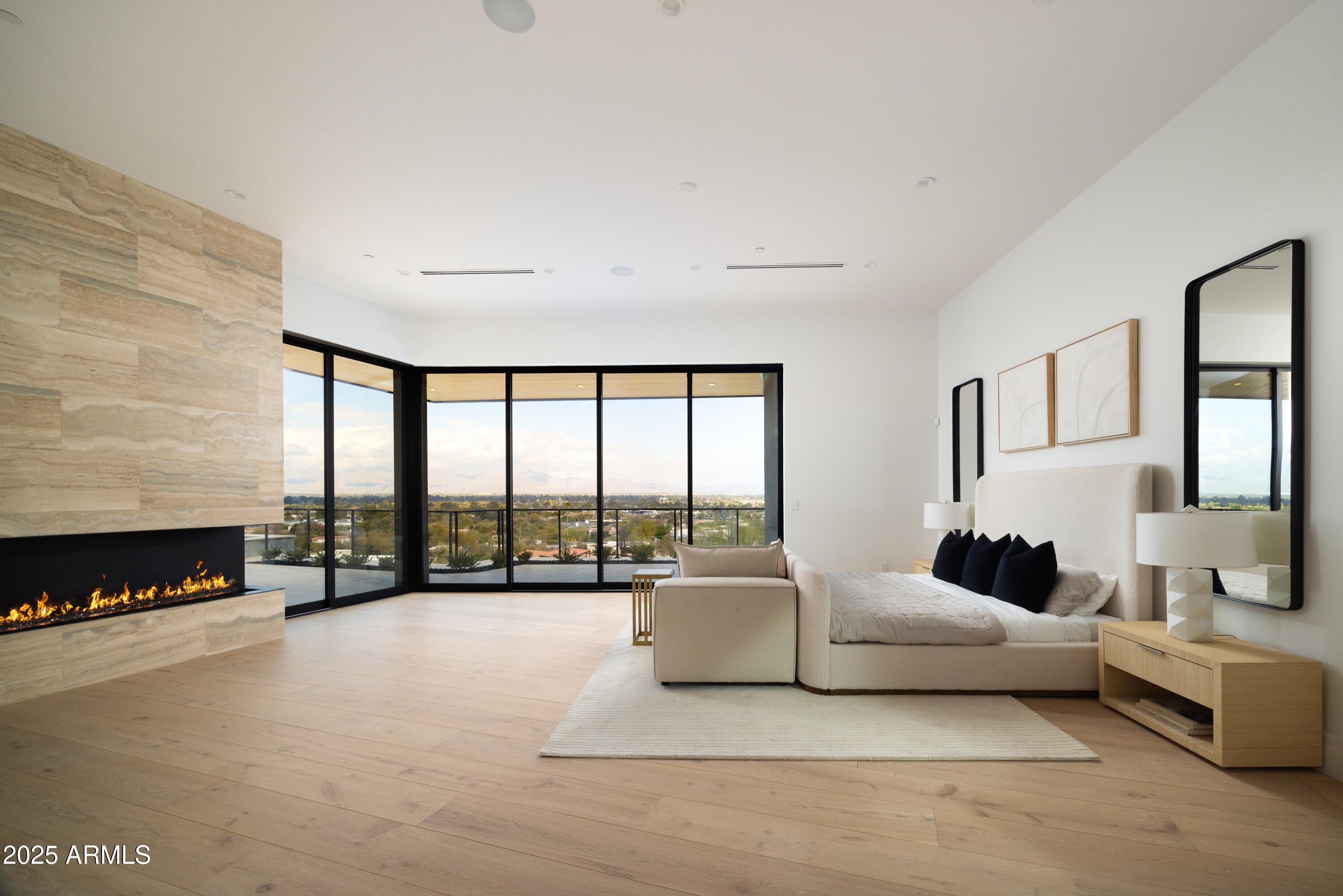 HUMMINGBIRD VISTA - Residential