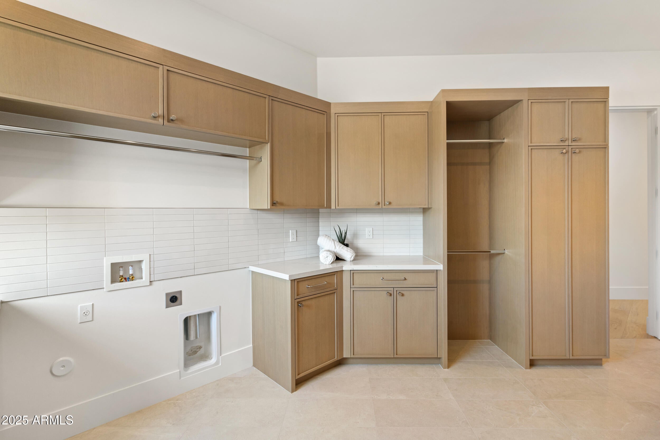 PARADISE VIEW ESTATES AMD - Residential