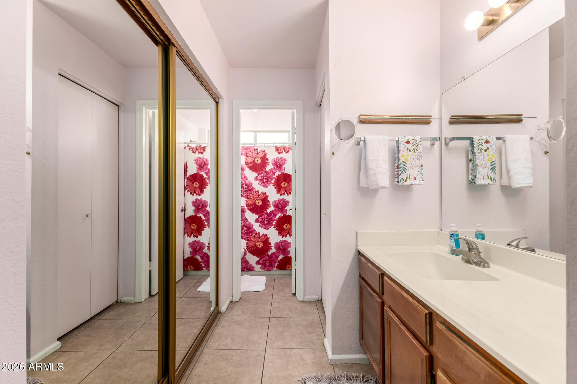 DESERT FOOTHILLS VILLAS - Residential