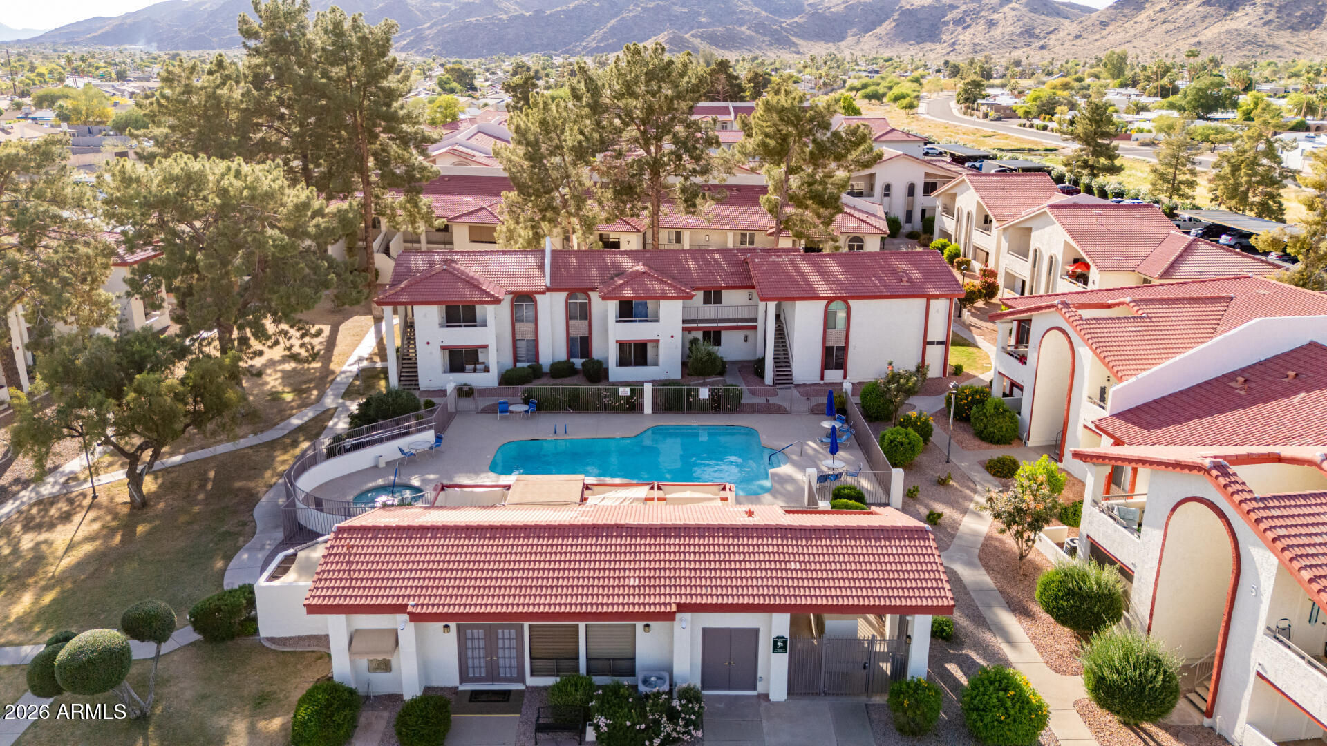 DESERT FOOTHILLS VILLAS - Residential