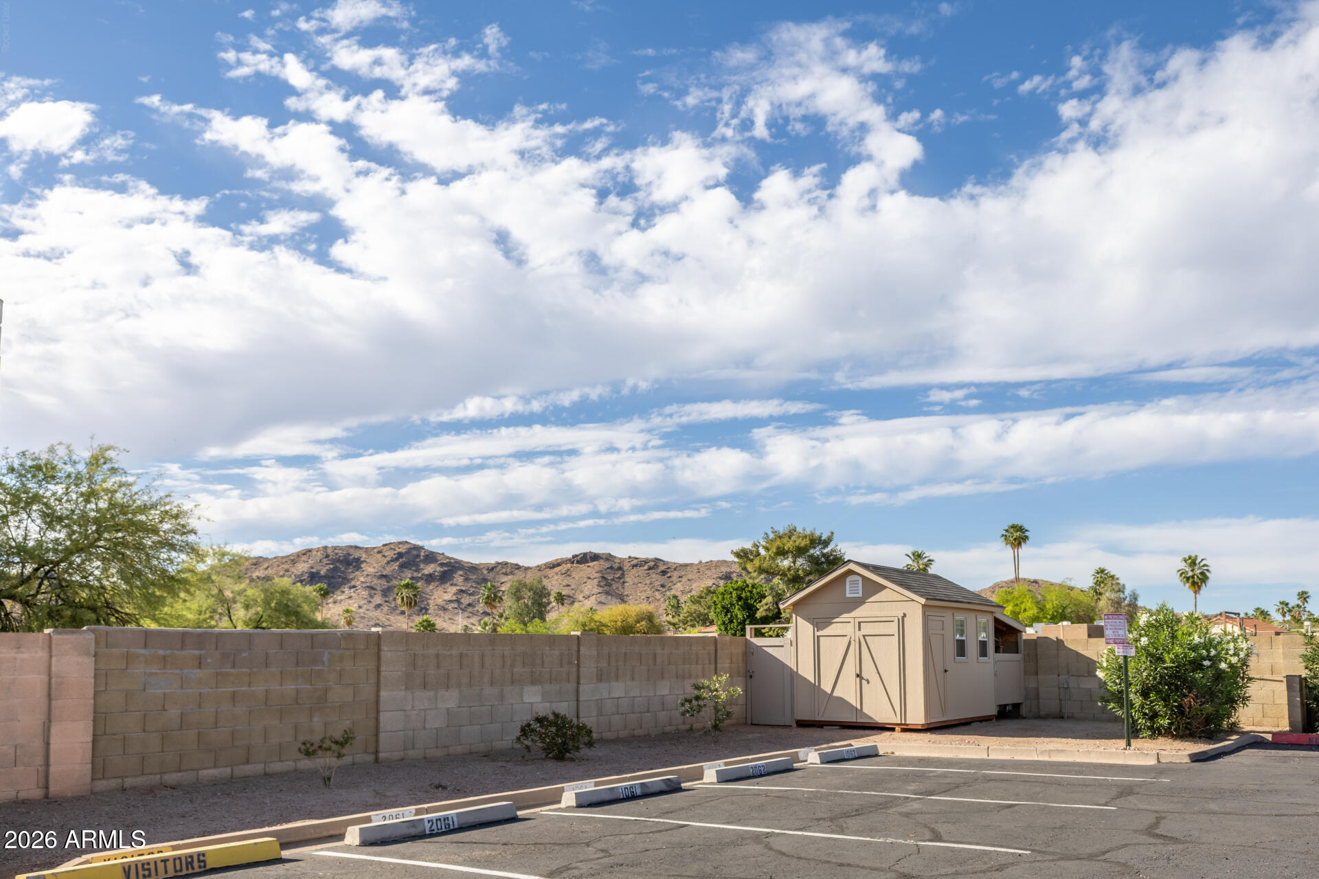 DESERT FOOTHILLS VILLAS - Residential