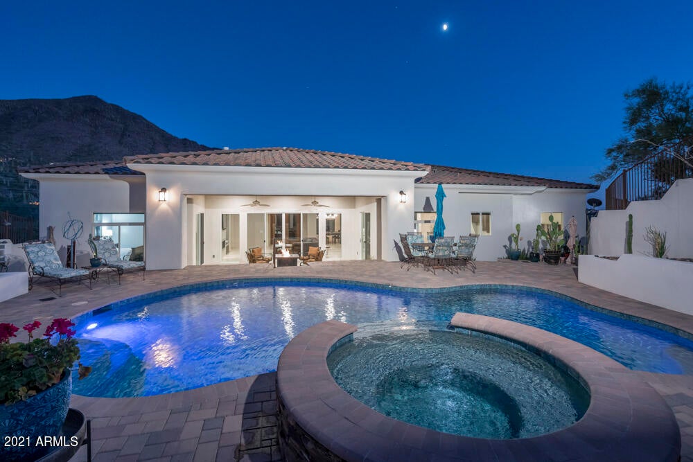 STAGECOACH PASS ESTATES - Residential