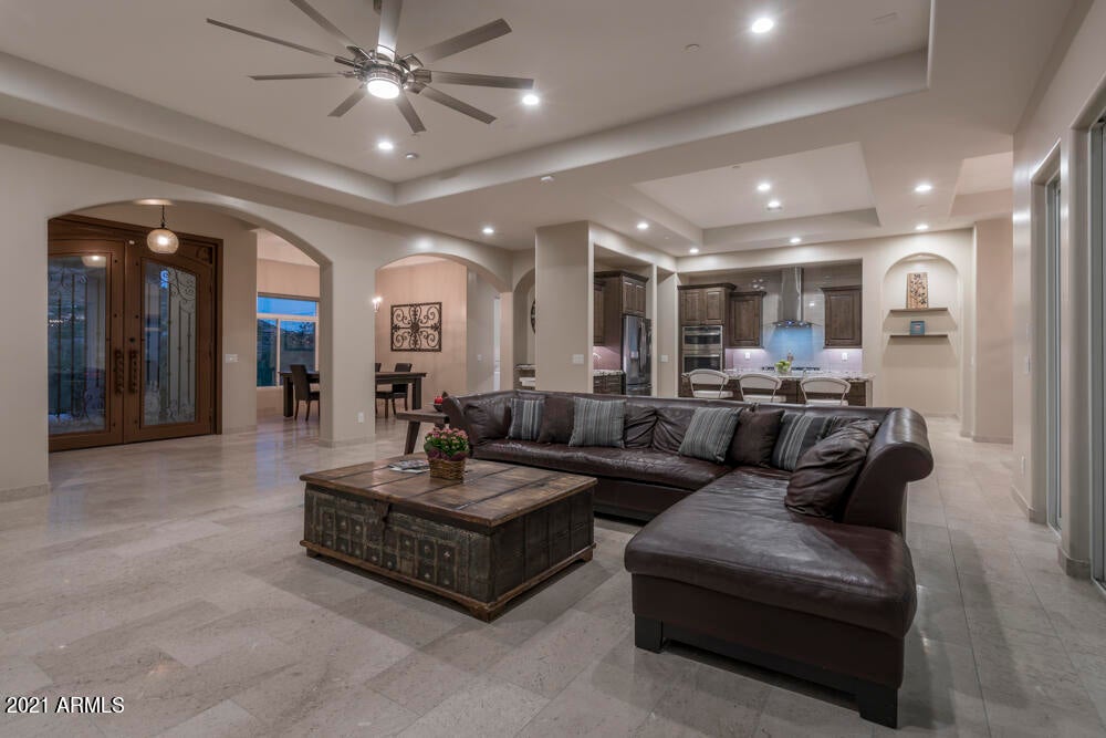 STAGECOACH PASS ESTATES - Residential