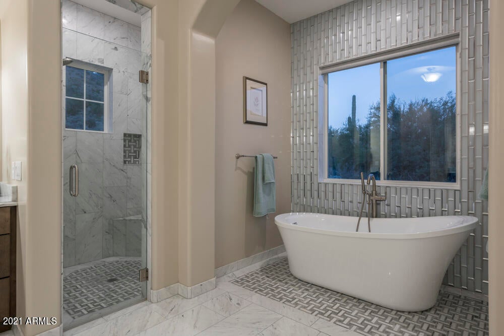 STAGECOACH PASS ESTATES - Residential