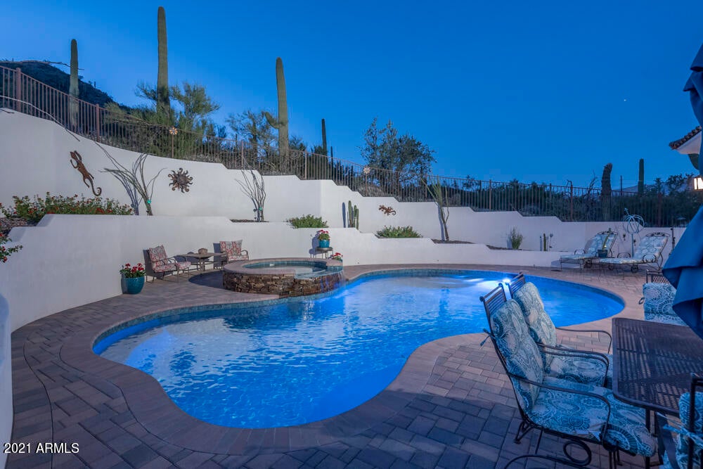 STAGECOACH PASS ESTATES - Residential