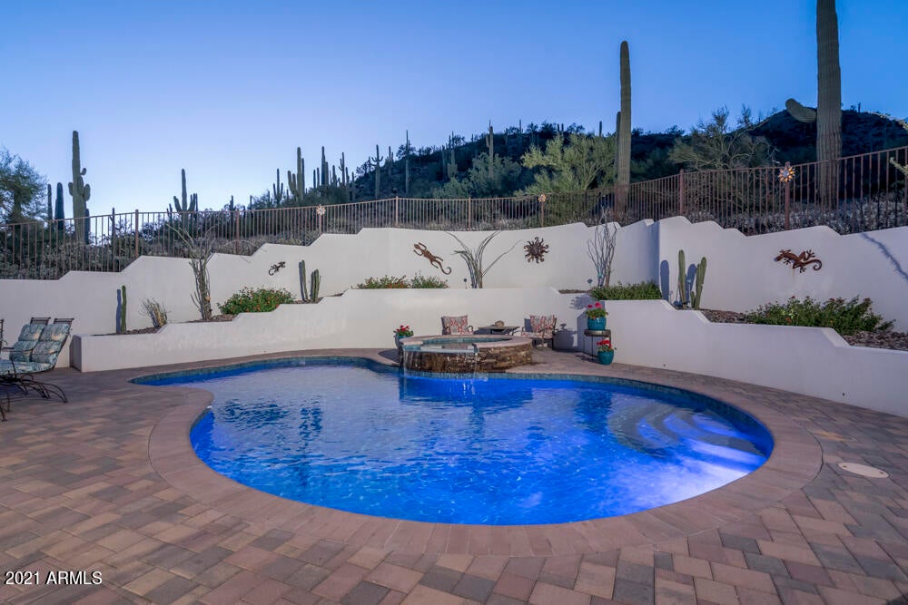 STAGECOACH PASS ESTATES - Residential
