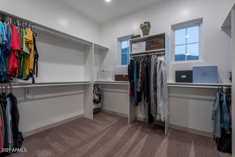 STAGECOACH PASS ESTATES - Residential