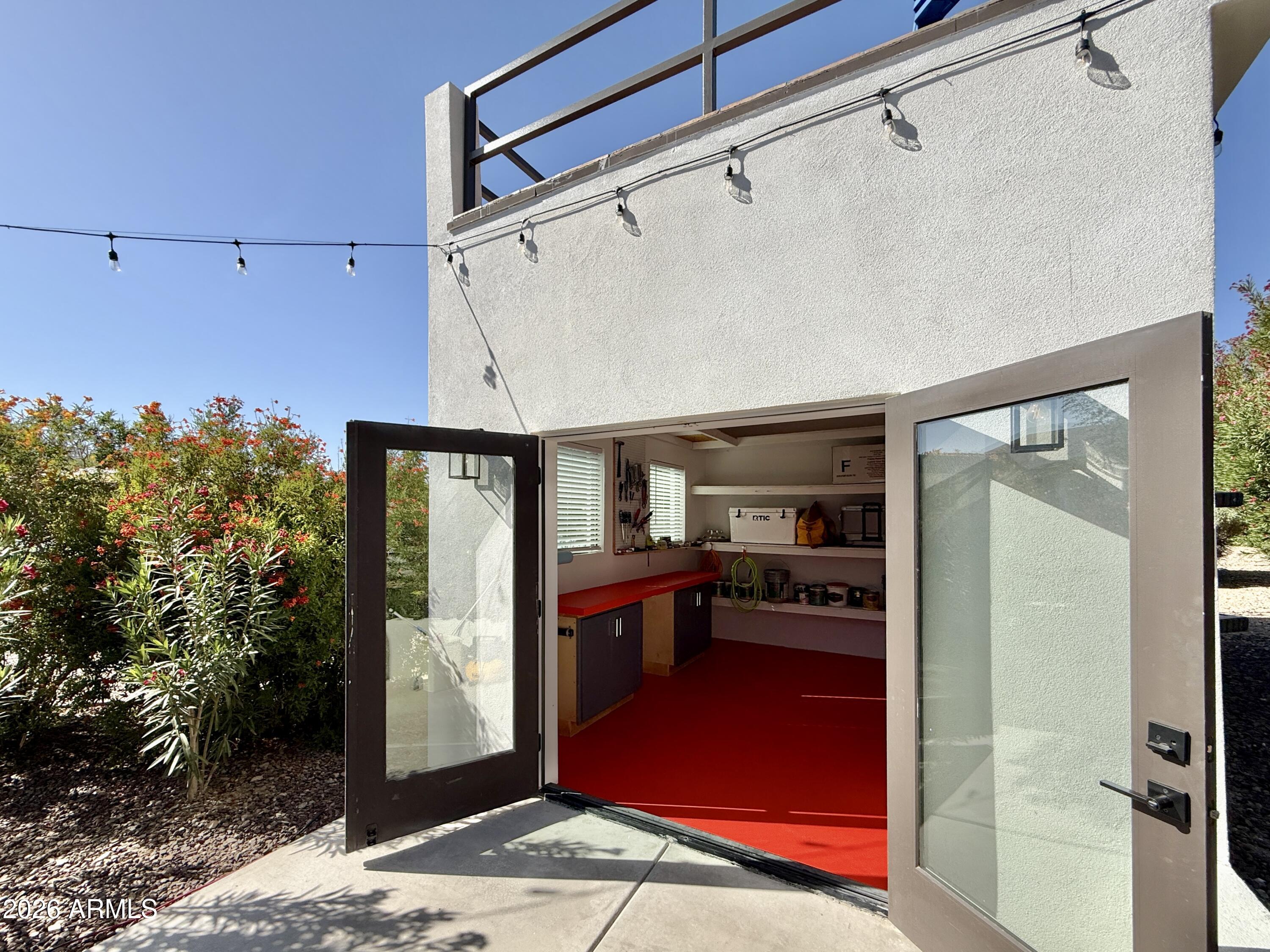 SCOTTSDALE FOOTHILLS - Residential