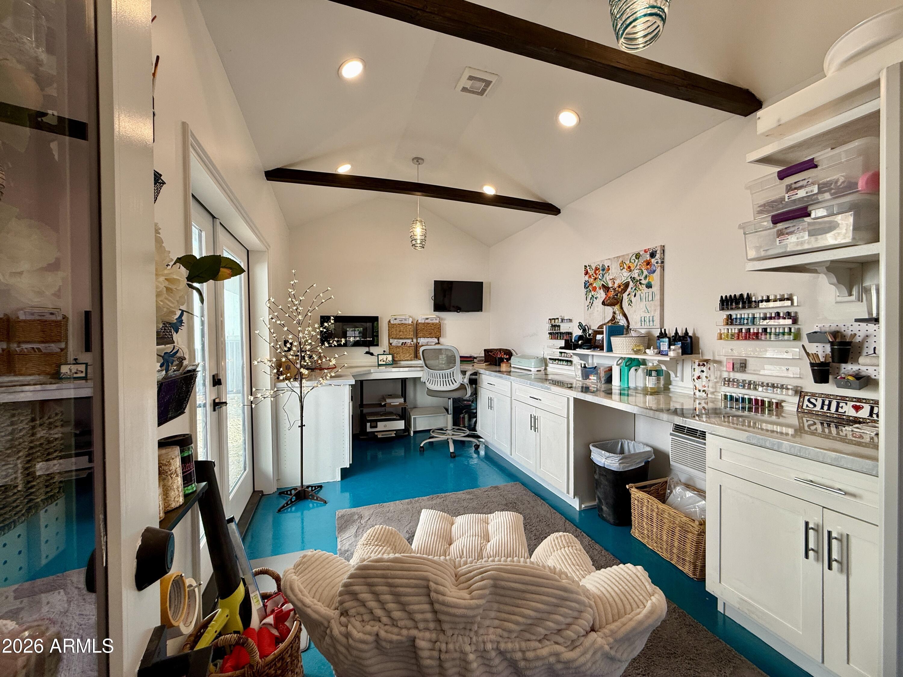 SCOTTSDALE FOOTHILLS - Residential