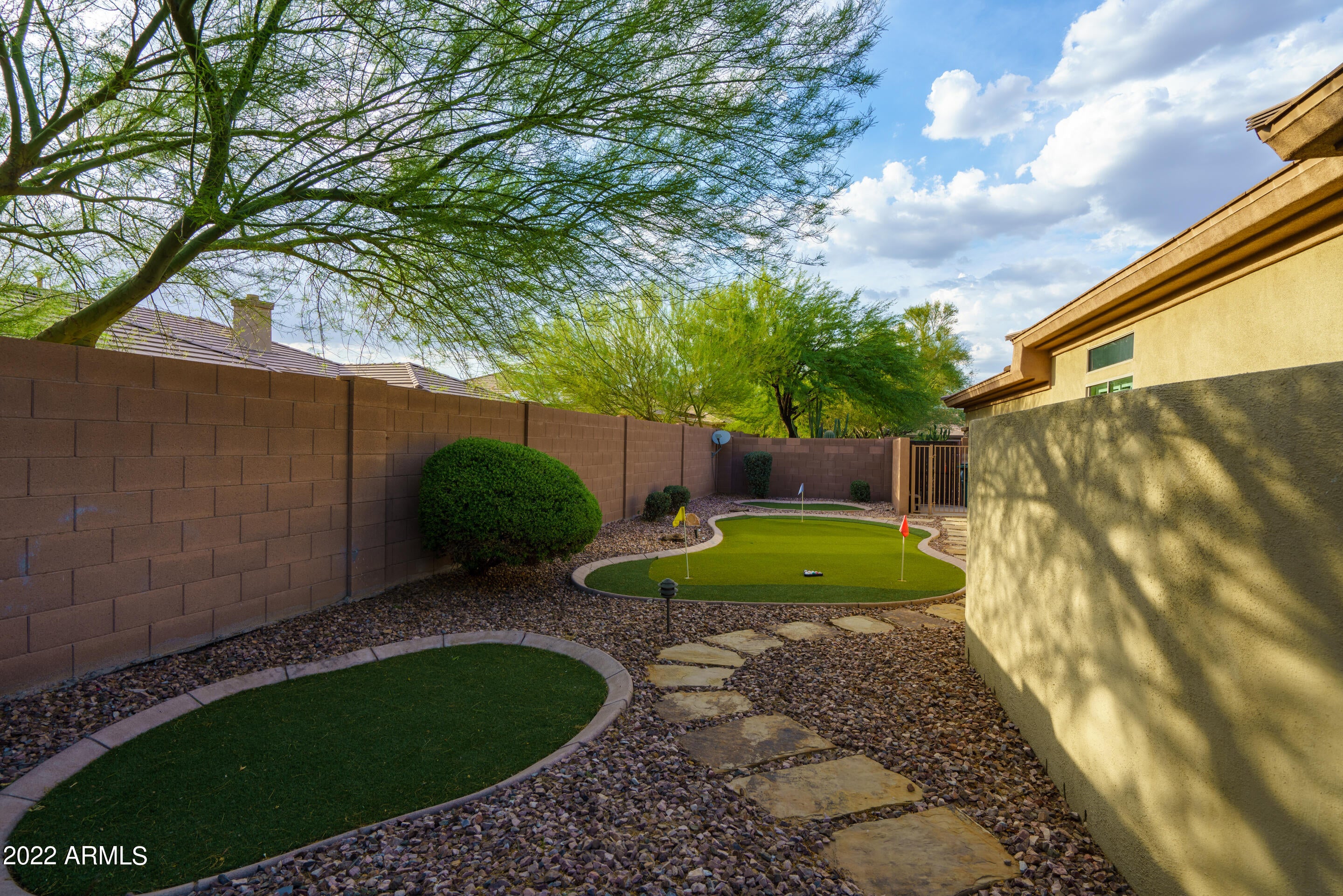 ANTHEM COUNTRY CLUB - Residential