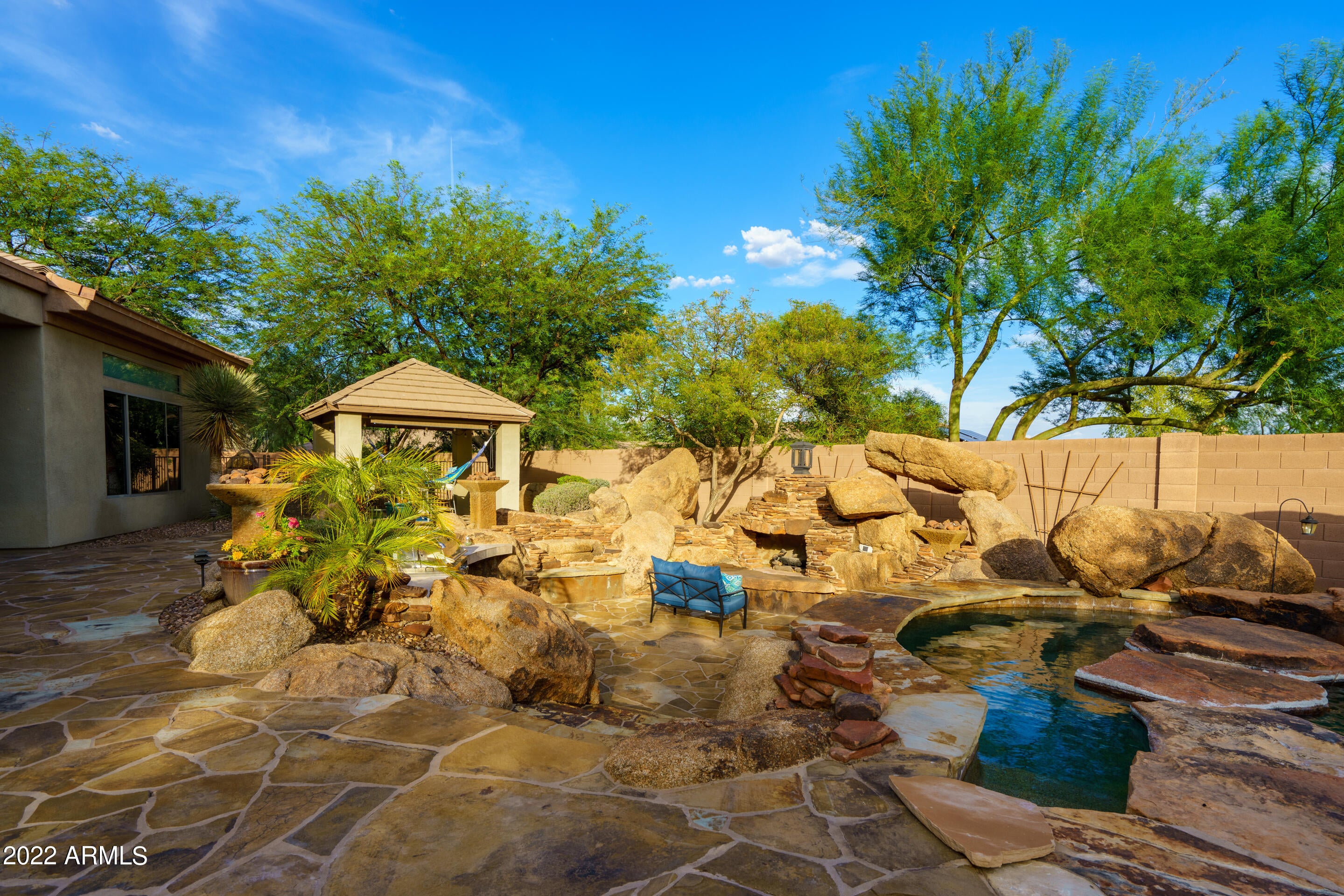ANTHEM COUNTRY CLUB - Residential