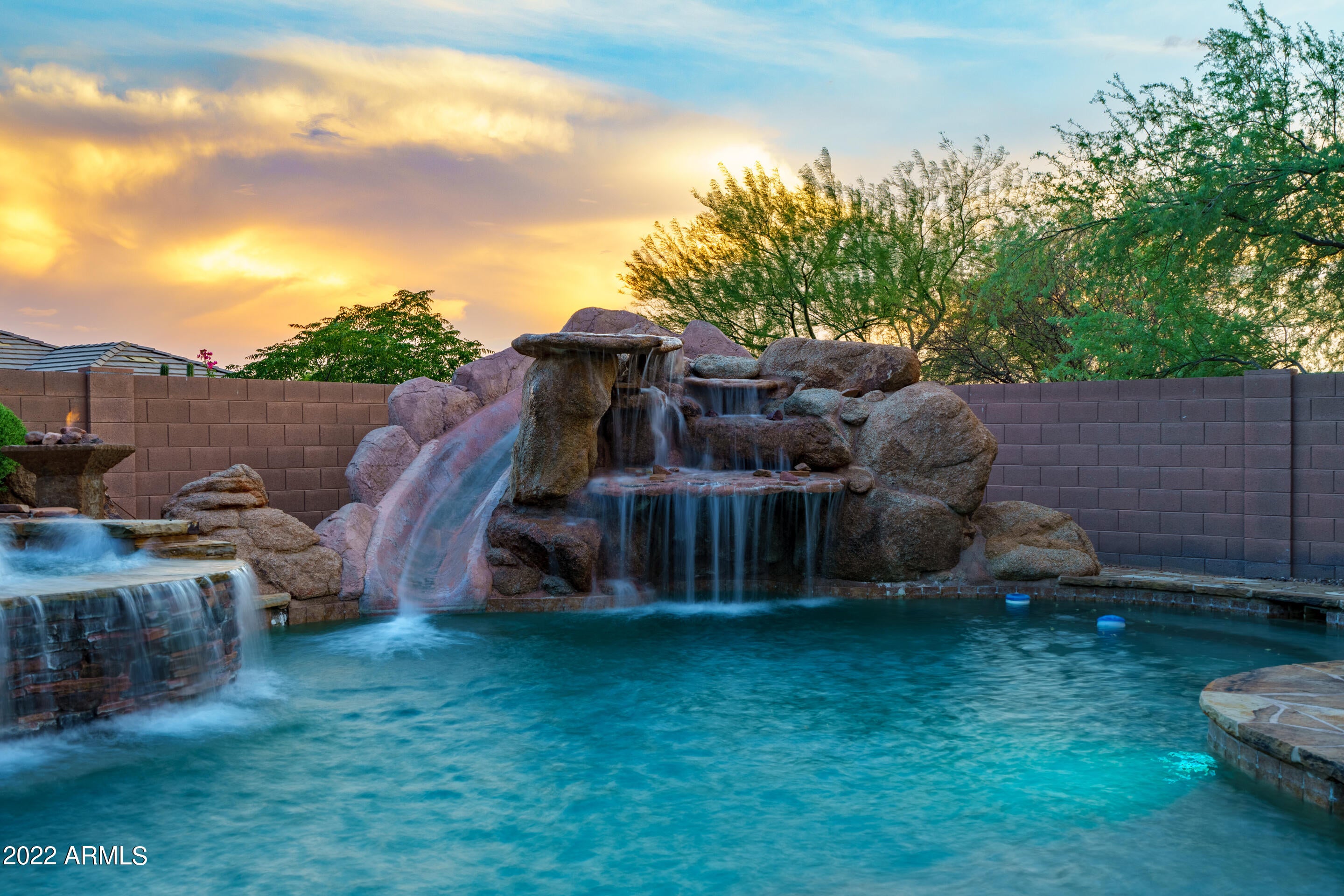 ANTHEM COUNTRY CLUB - Residential