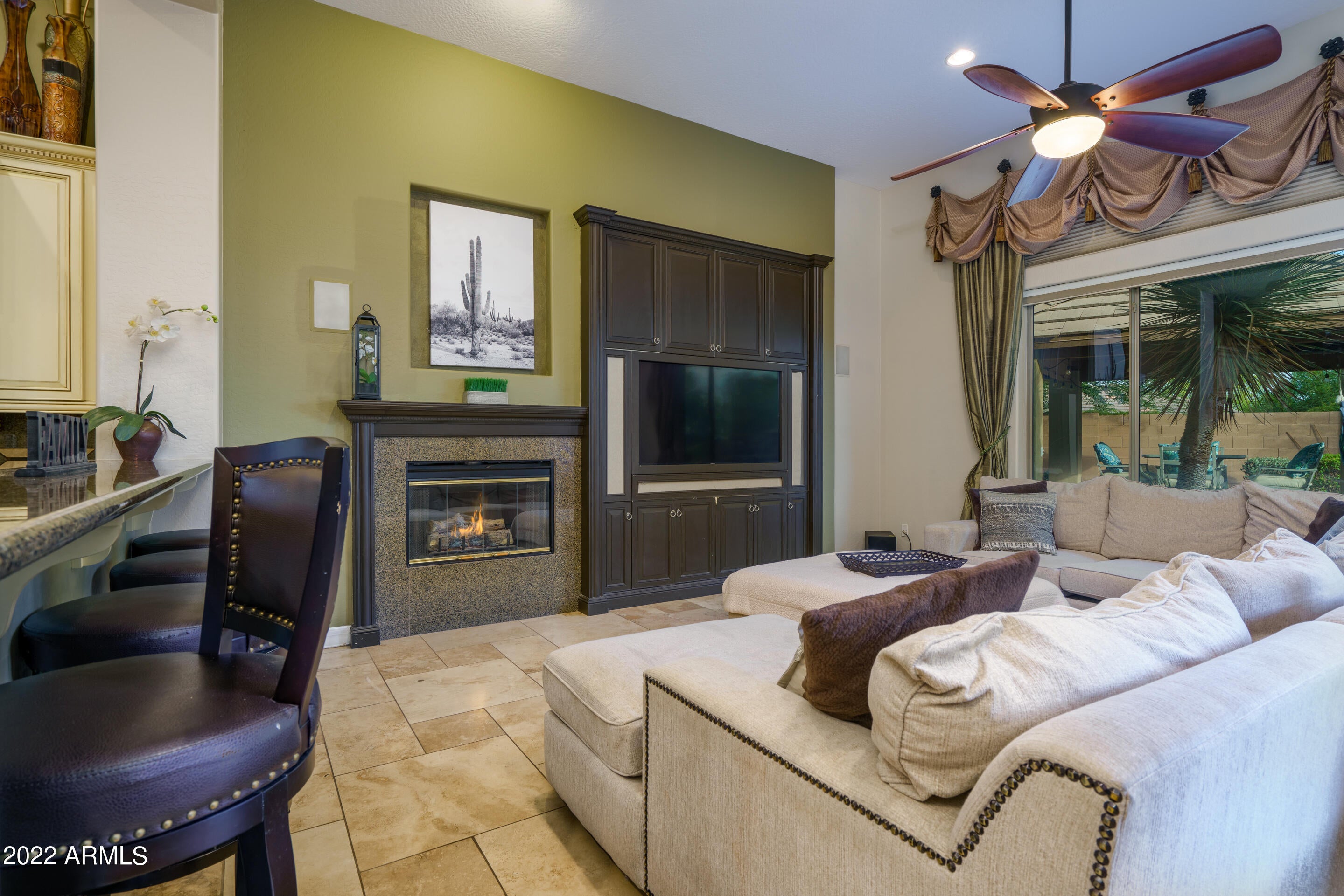 ANTHEM COUNTRY CLUB - Residential