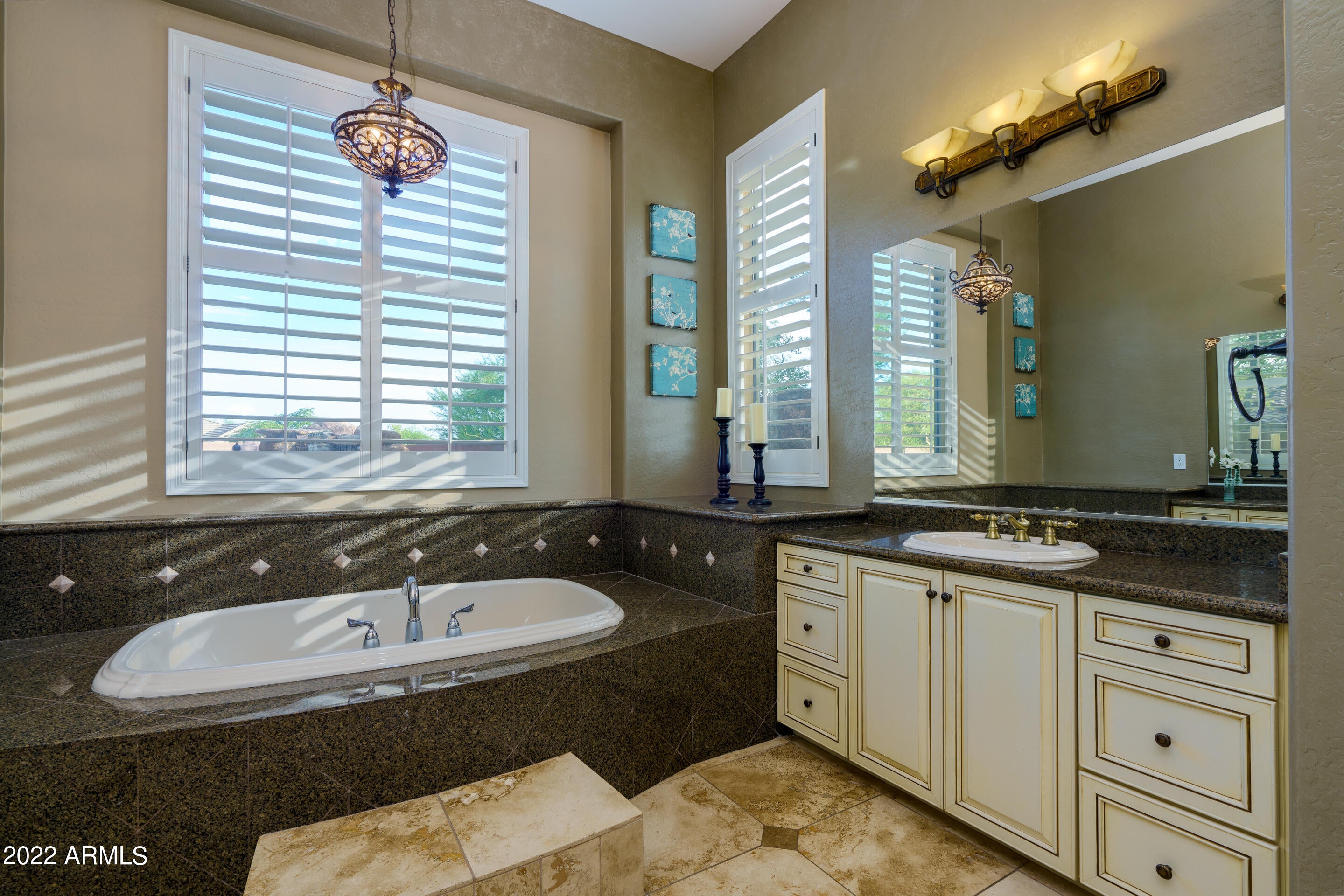 ANTHEM COUNTRY CLUB - Residential