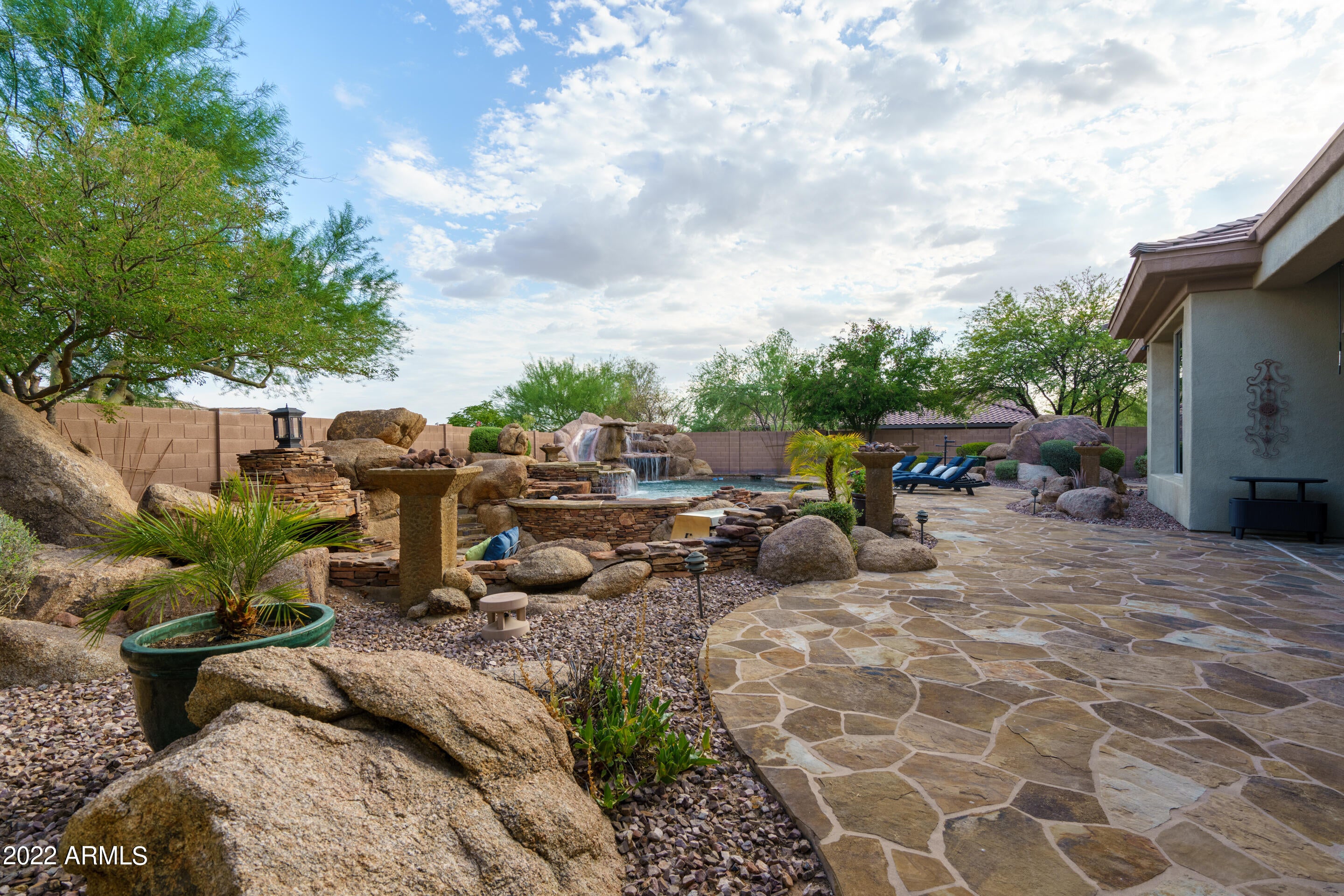 ANTHEM COUNTRY CLUB - Residential