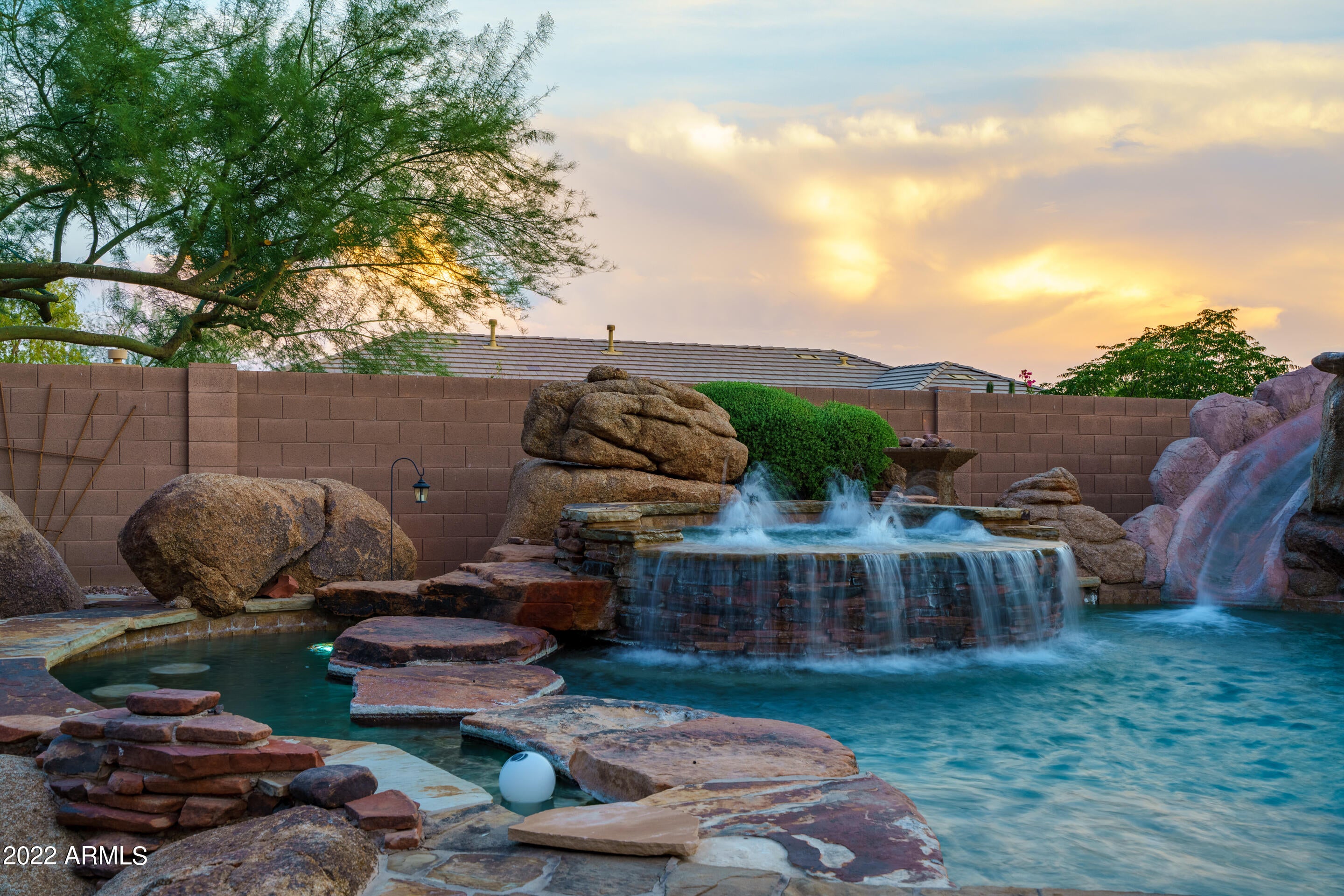 ANTHEM COUNTRY CLUB - Residential