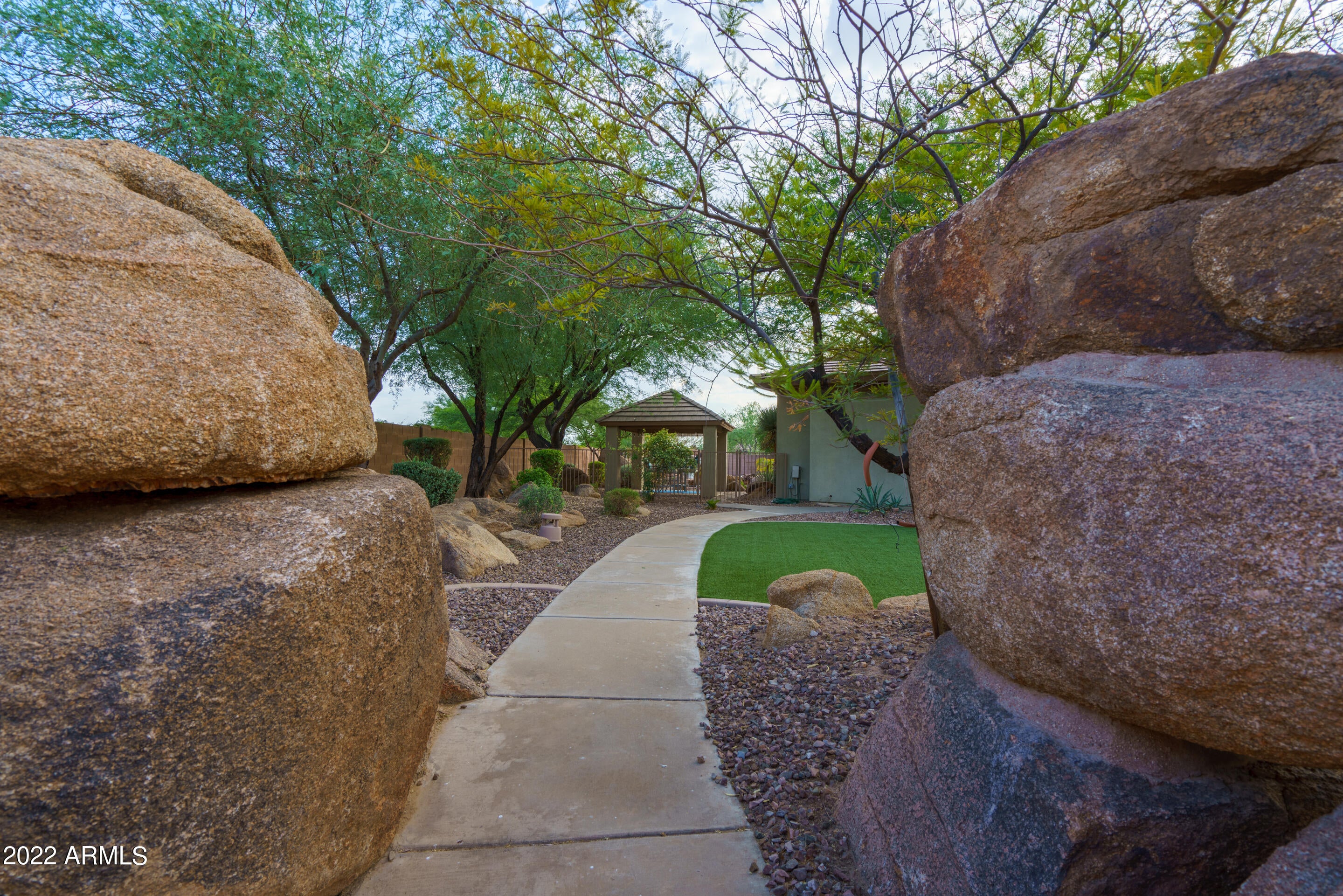 ANTHEM COUNTRY CLUB - Residential
