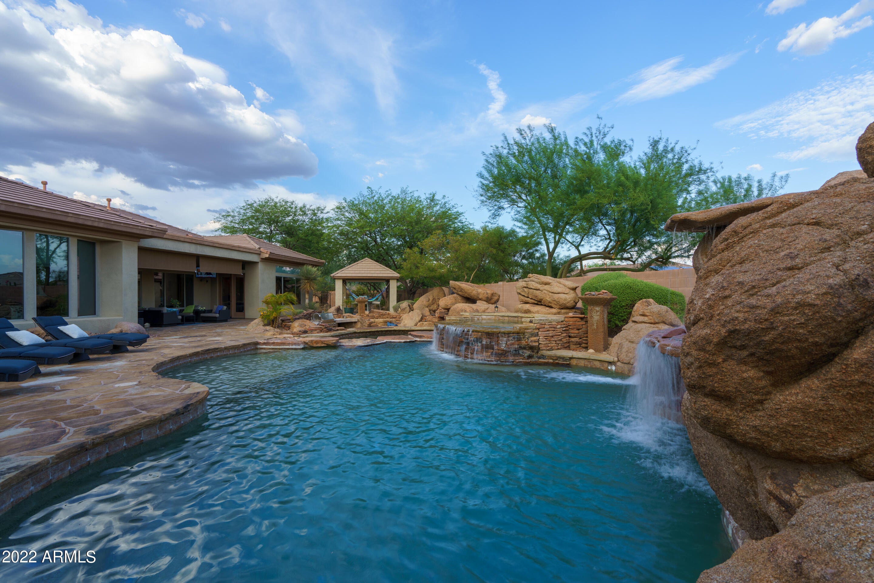 ANTHEM COUNTRY CLUB - Residential